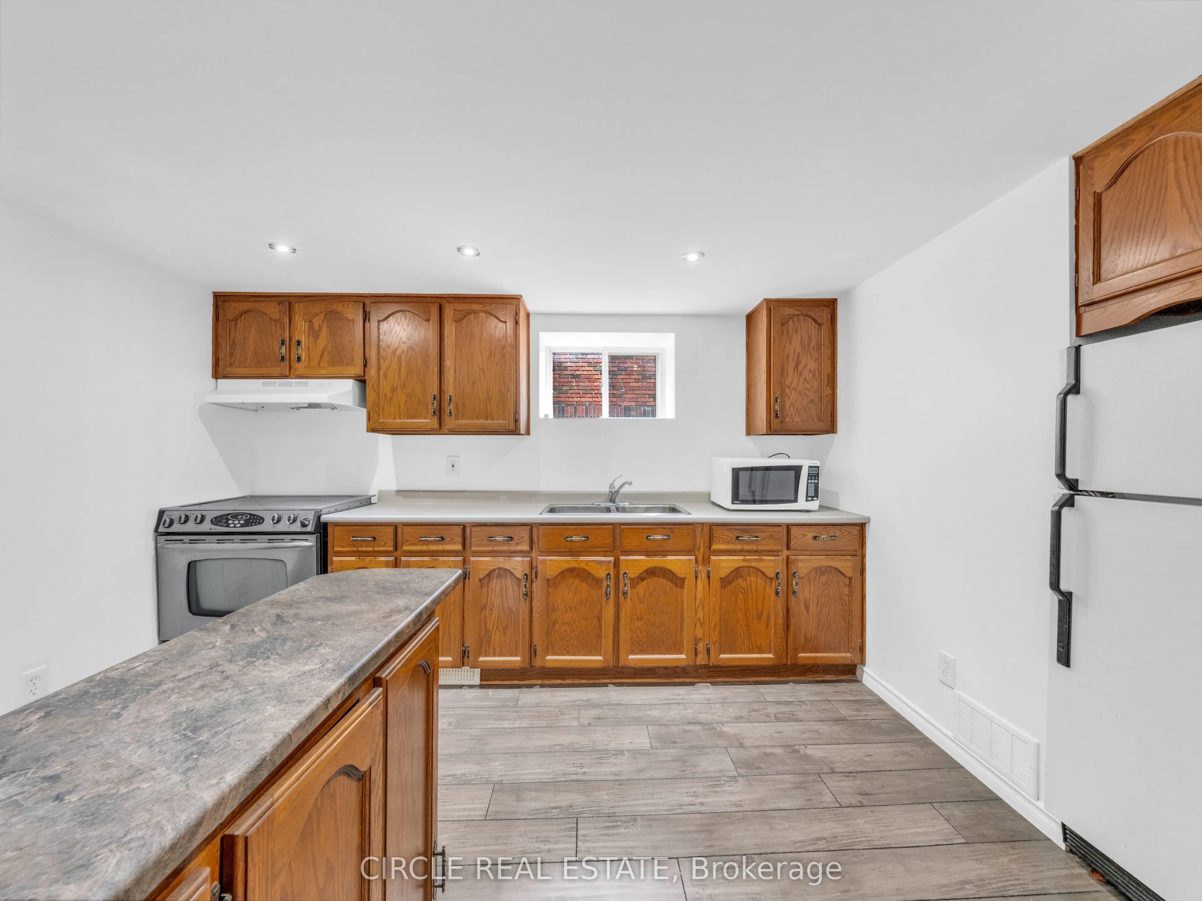 2355 Rossini Boulevard