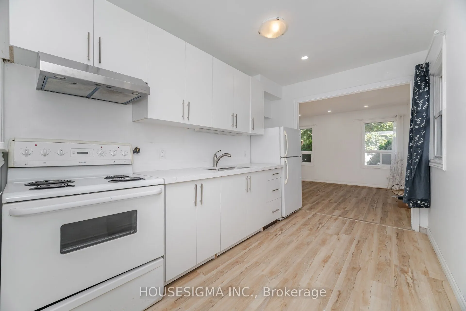 7 Doncaster Boulevard