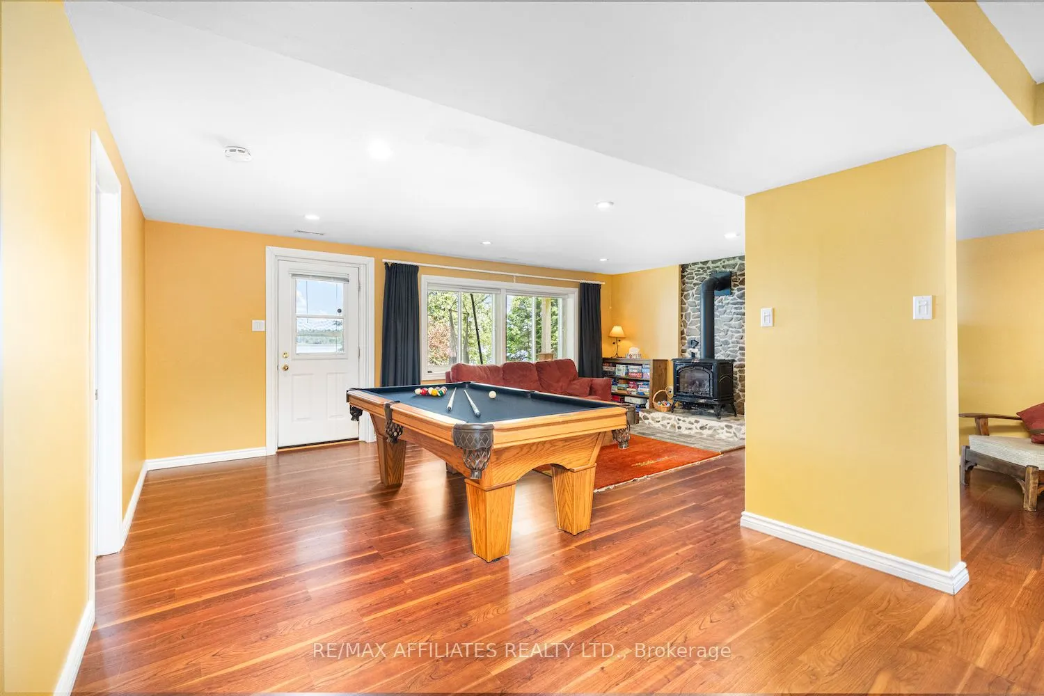 1094 Snye Road