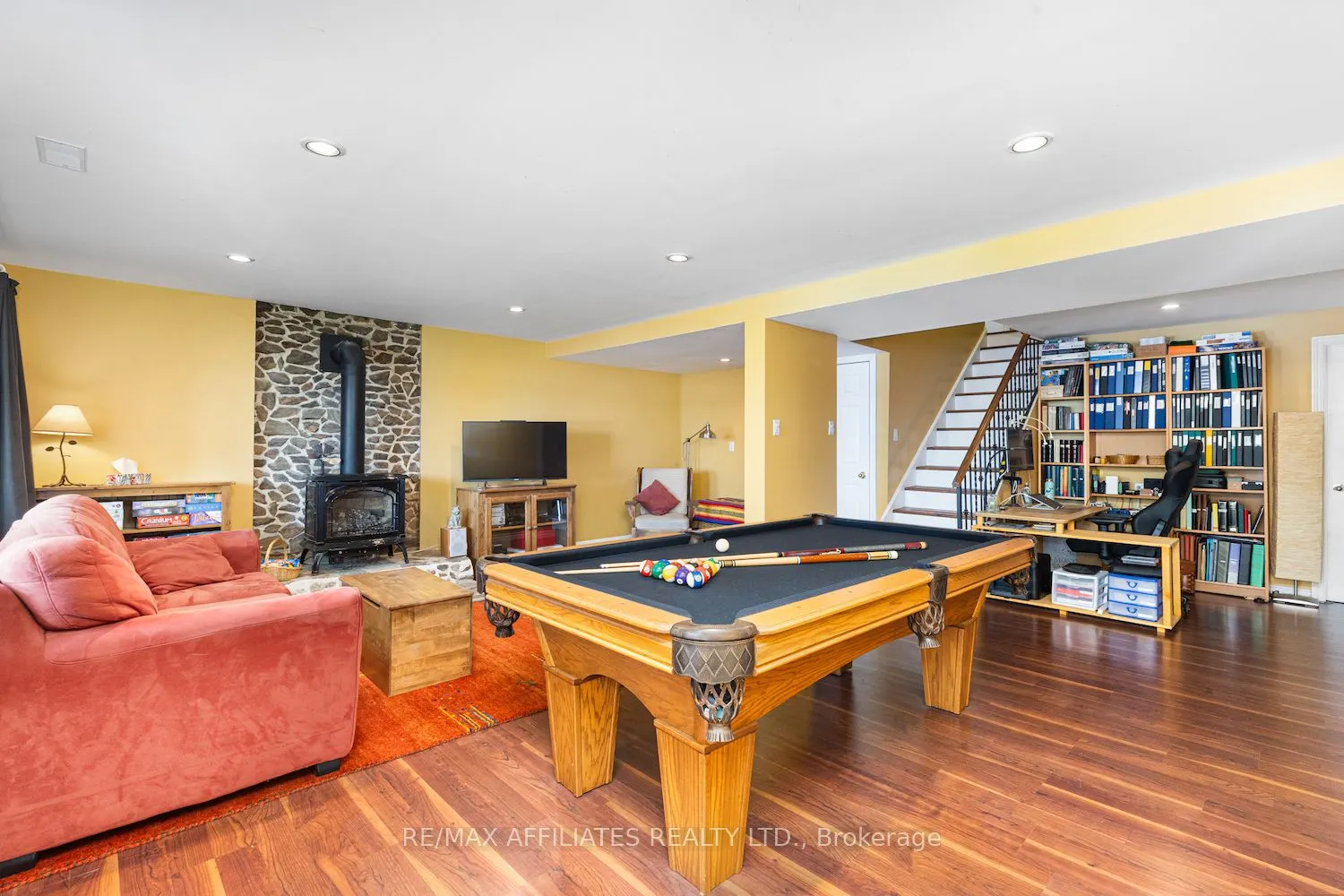 1094 Snye Road