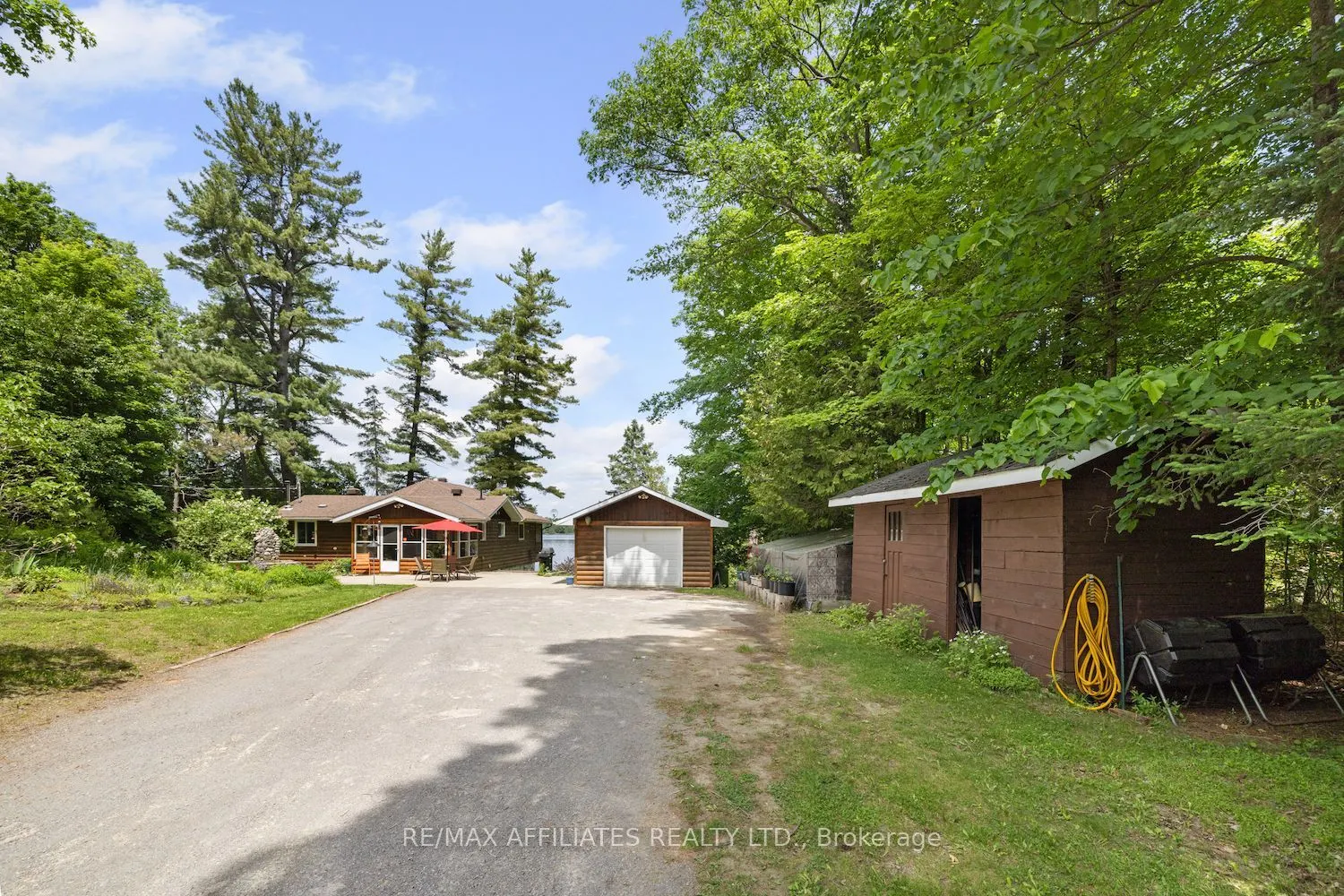 1094 Snye Road