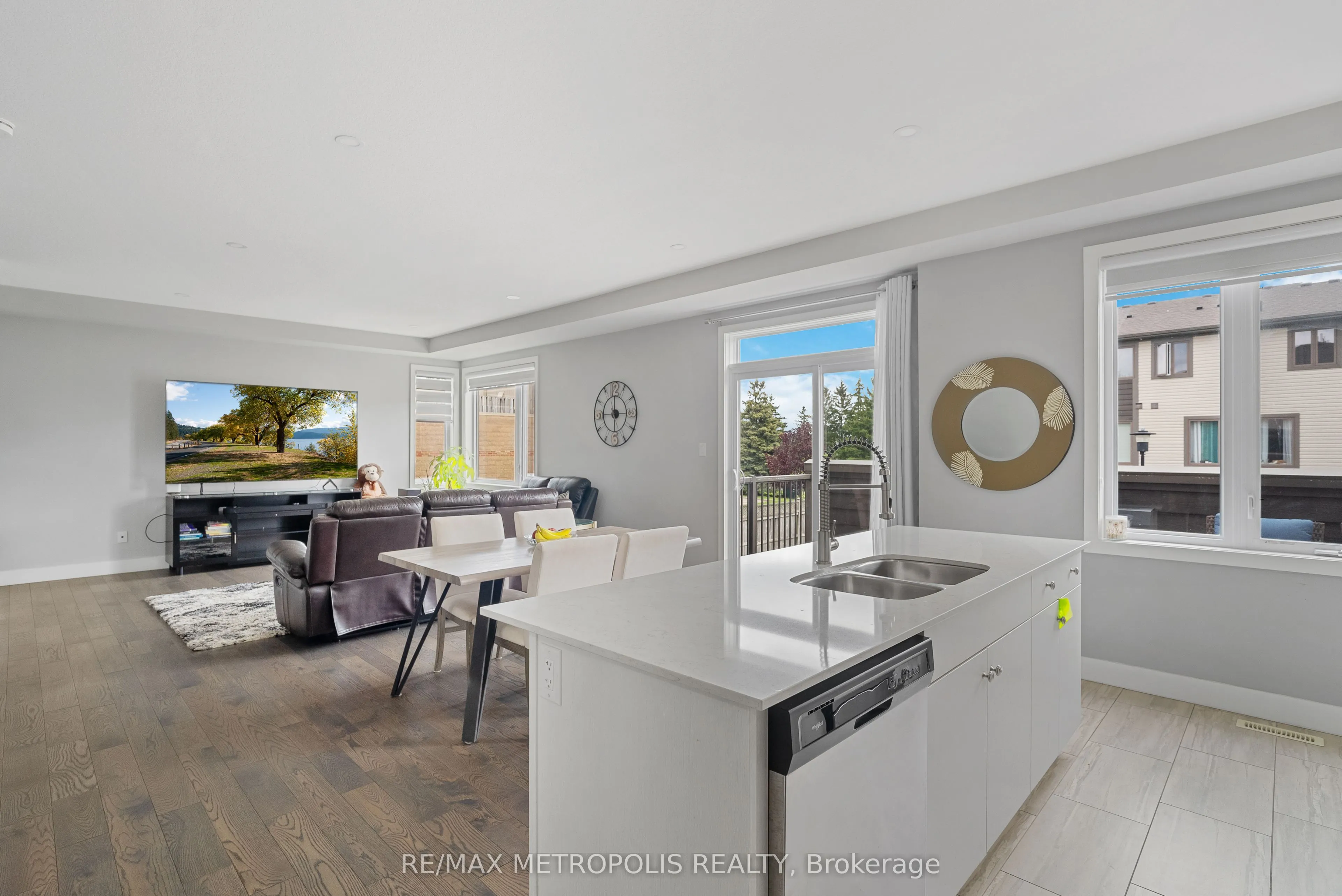 2070 Meadowgate Boulevard, #25