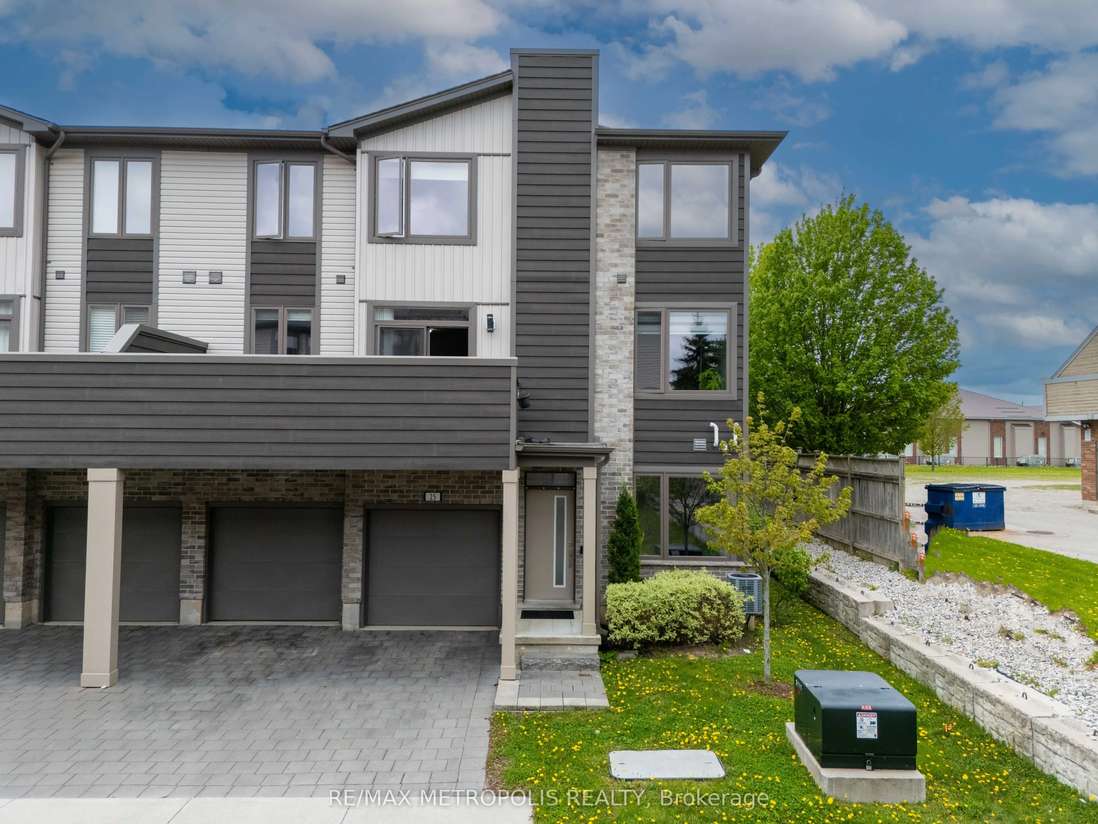 2070 Meadowgate Boulevard, #25
