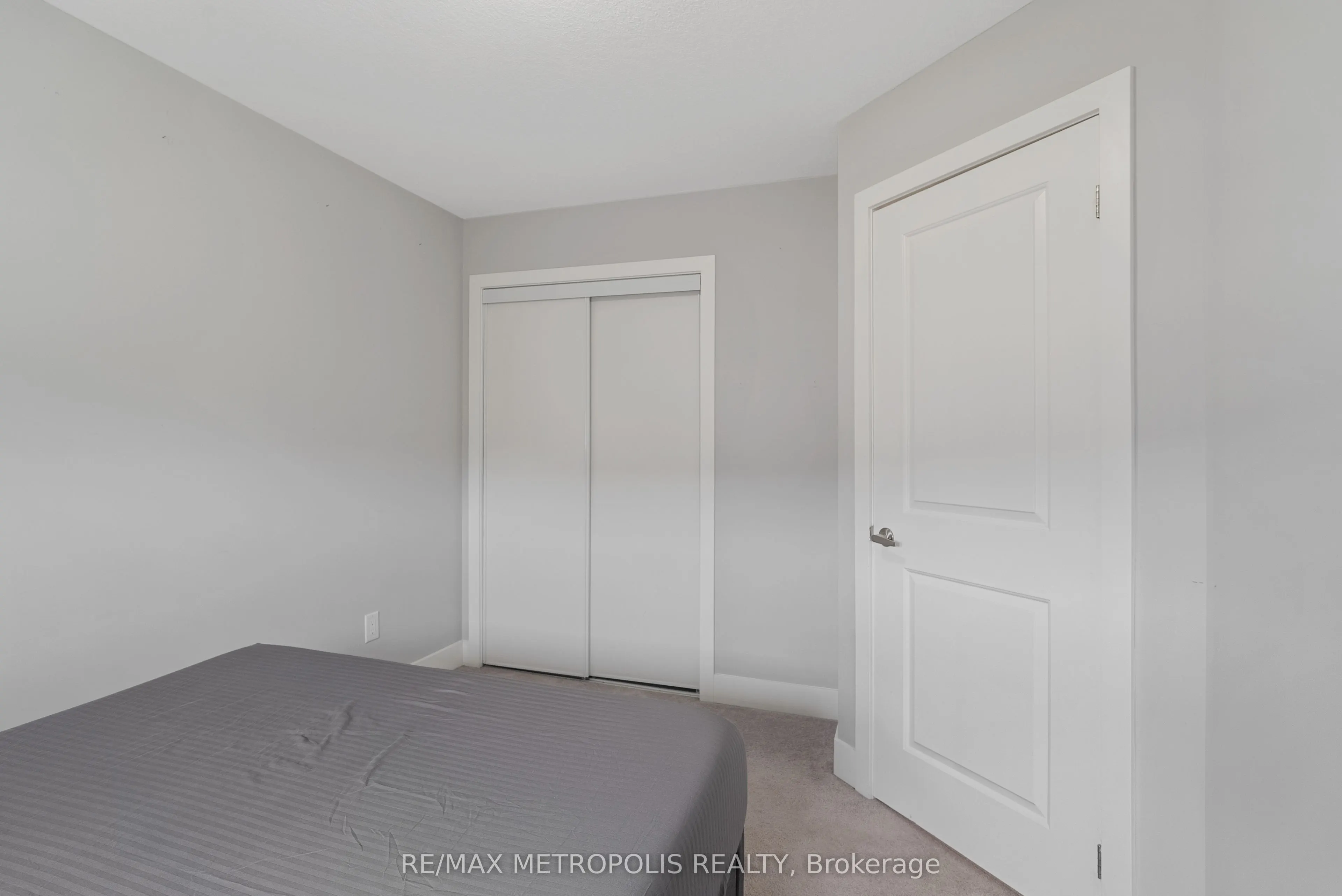 2070 Meadowgate Boulevard, #25