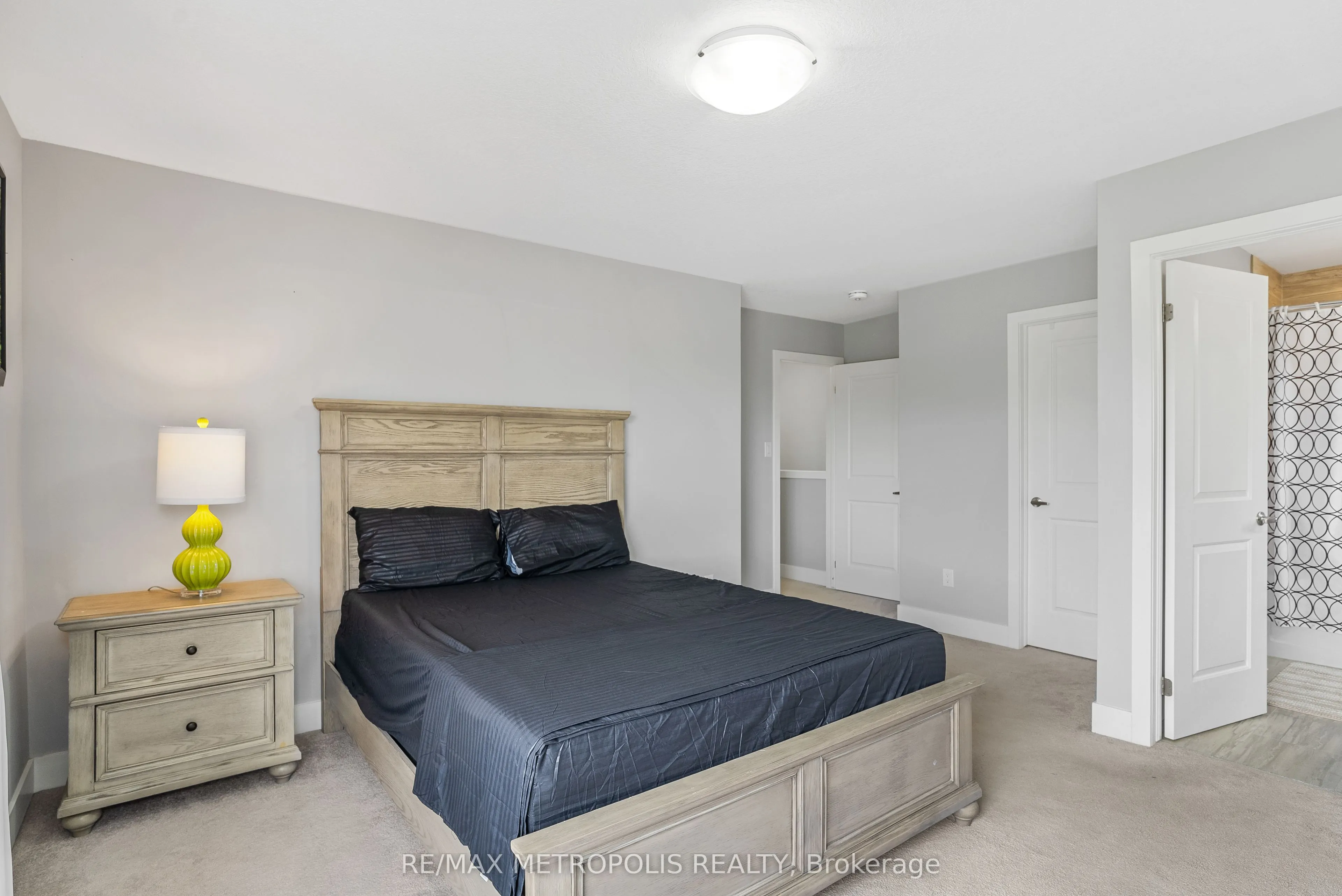 2070 Meadowgate Boulevard, #25