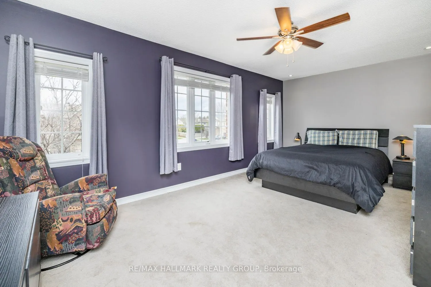 202 Waymark Crescent