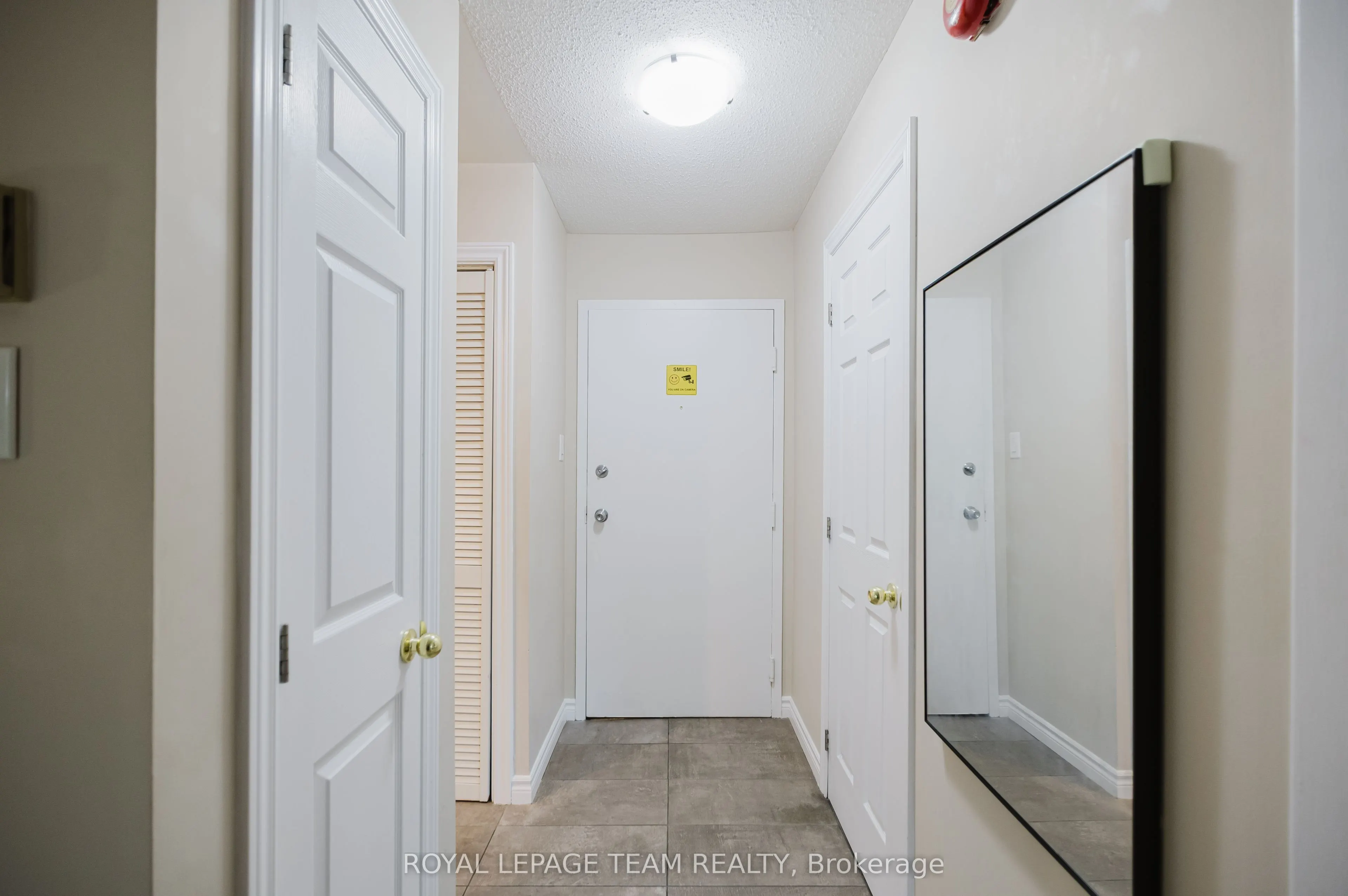 212 Viewmount Drive