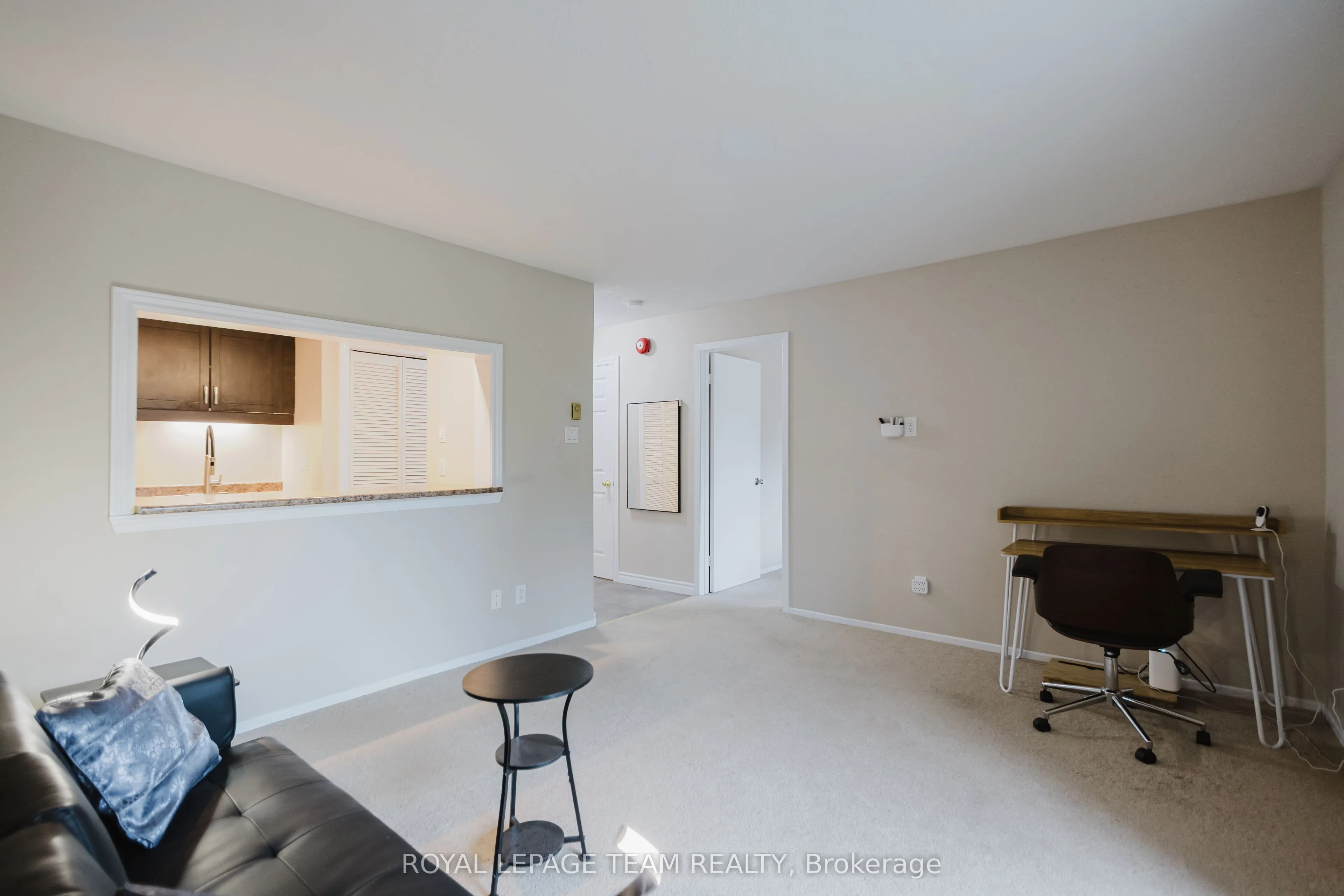 212 Viewmount Drive