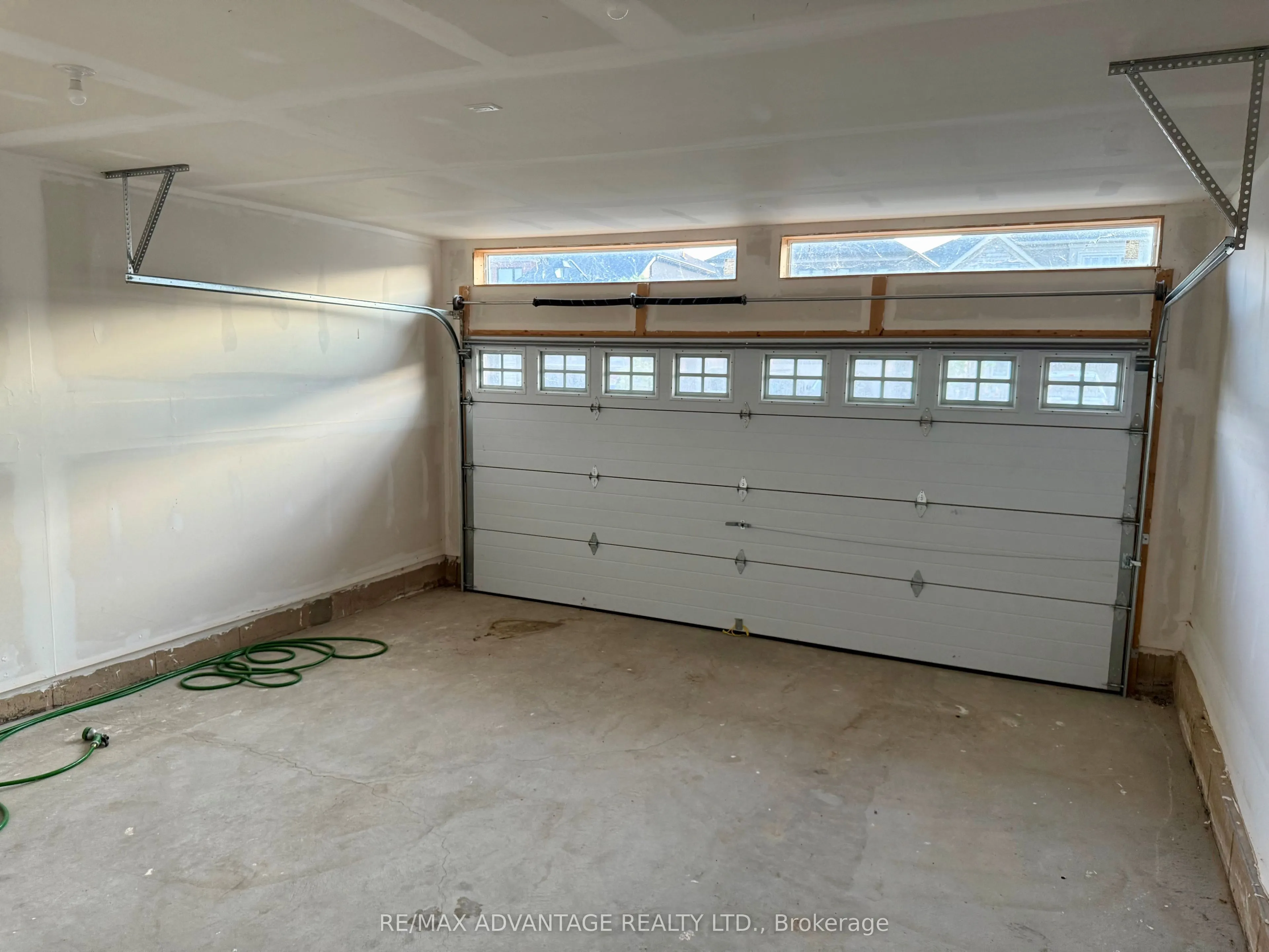 18 Whitton Drive