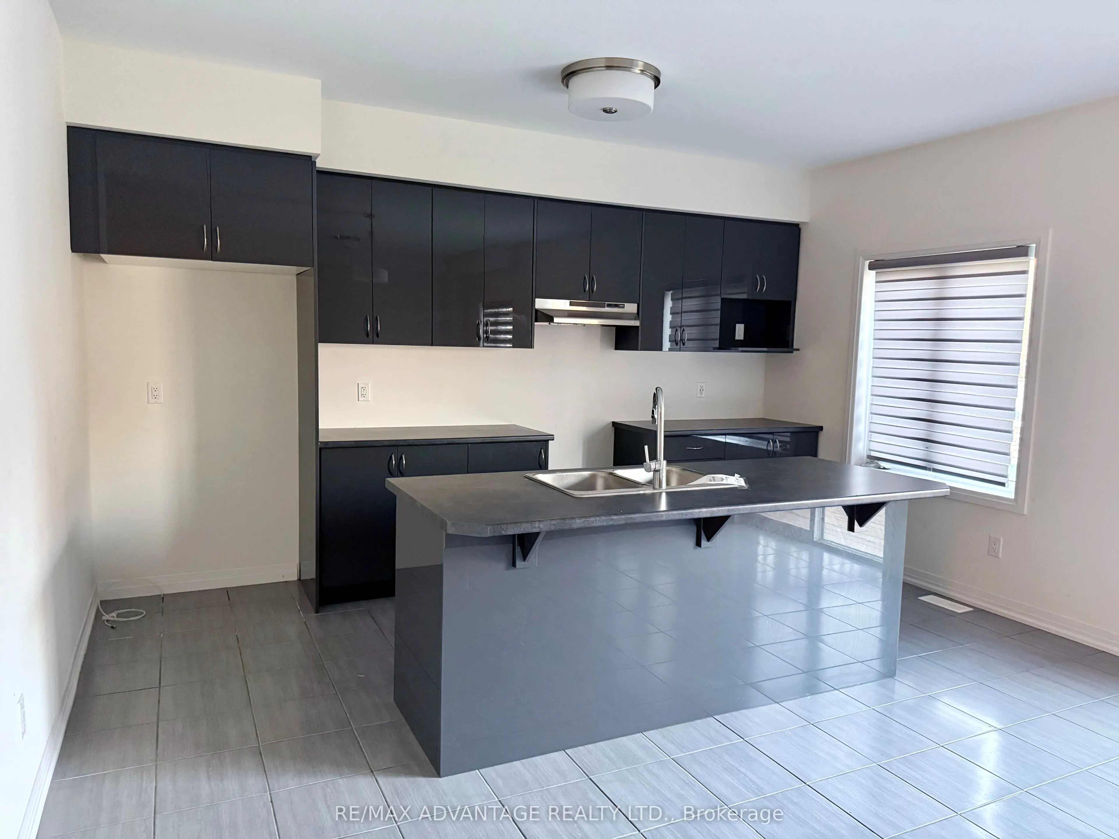 18 Whitton Drive