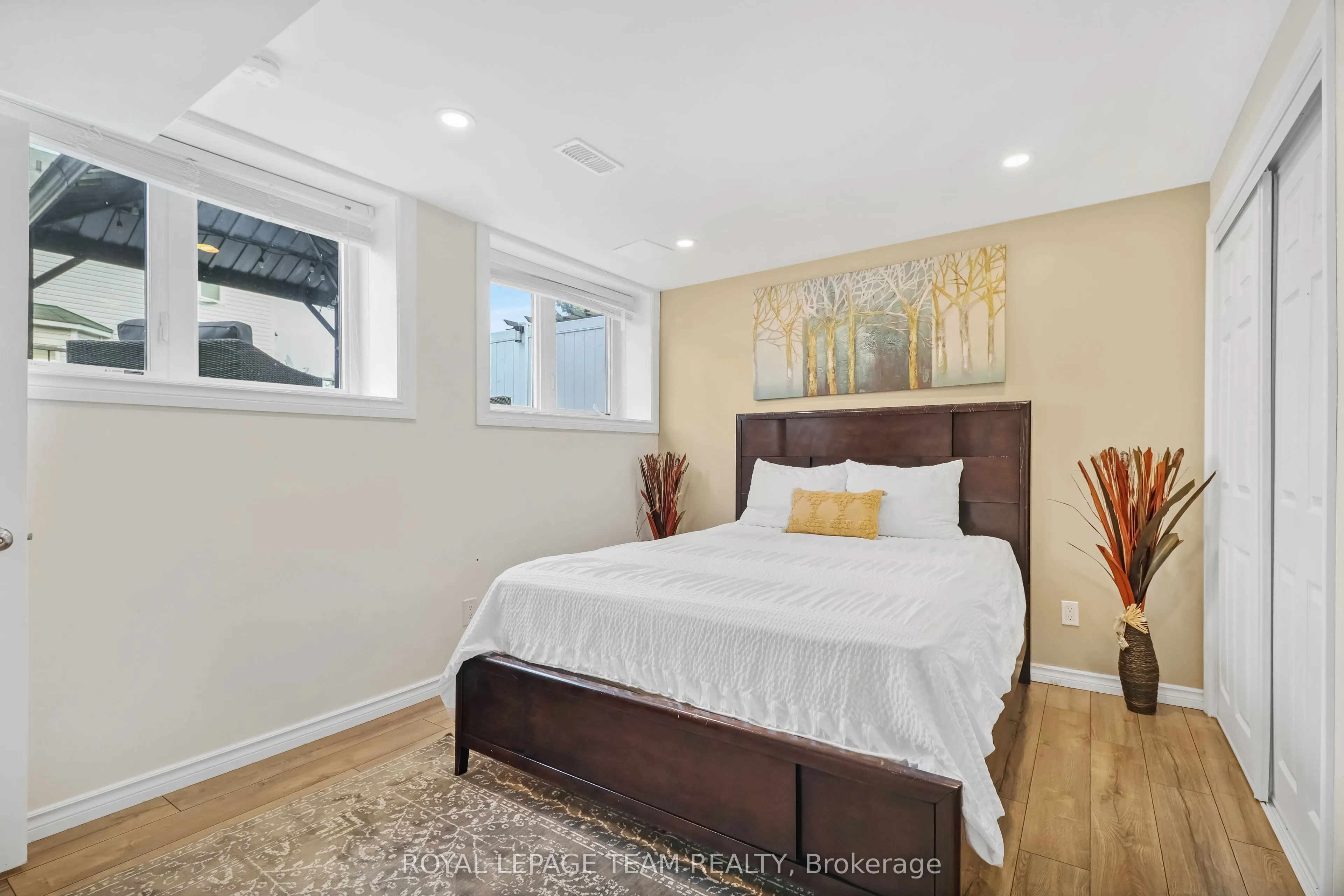 3519 Woodroffe Avenue