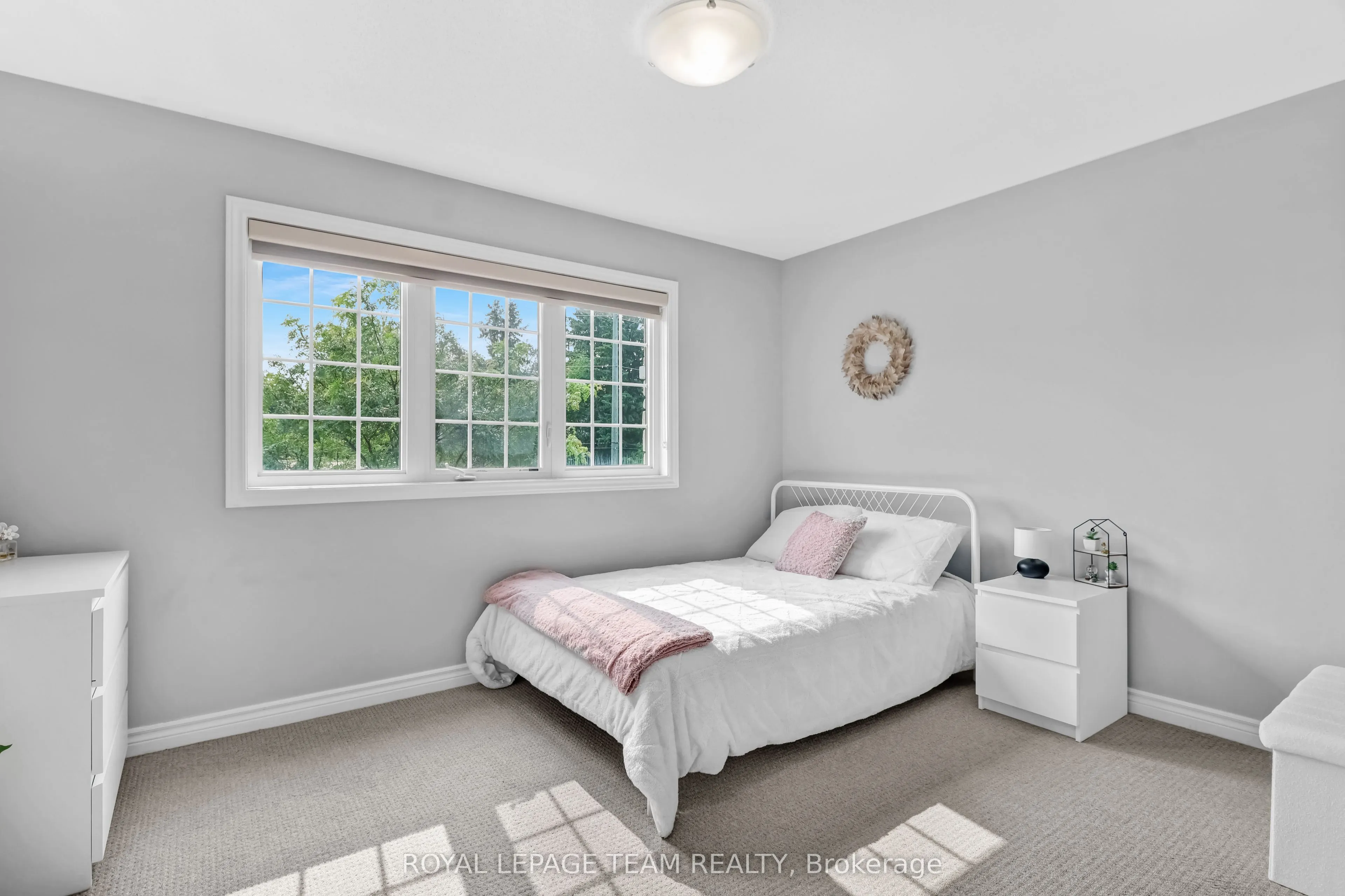 3519 Woodroffe Avenue