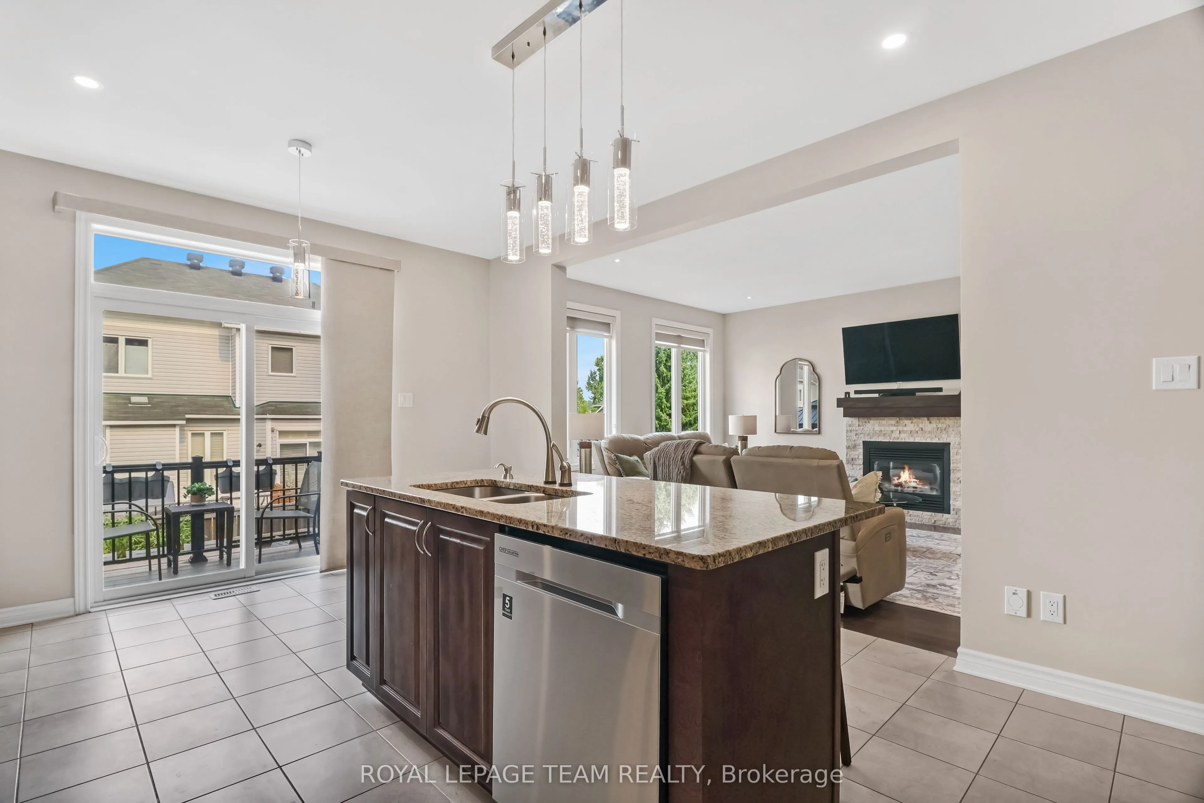 3519 Woodroffe Avenue