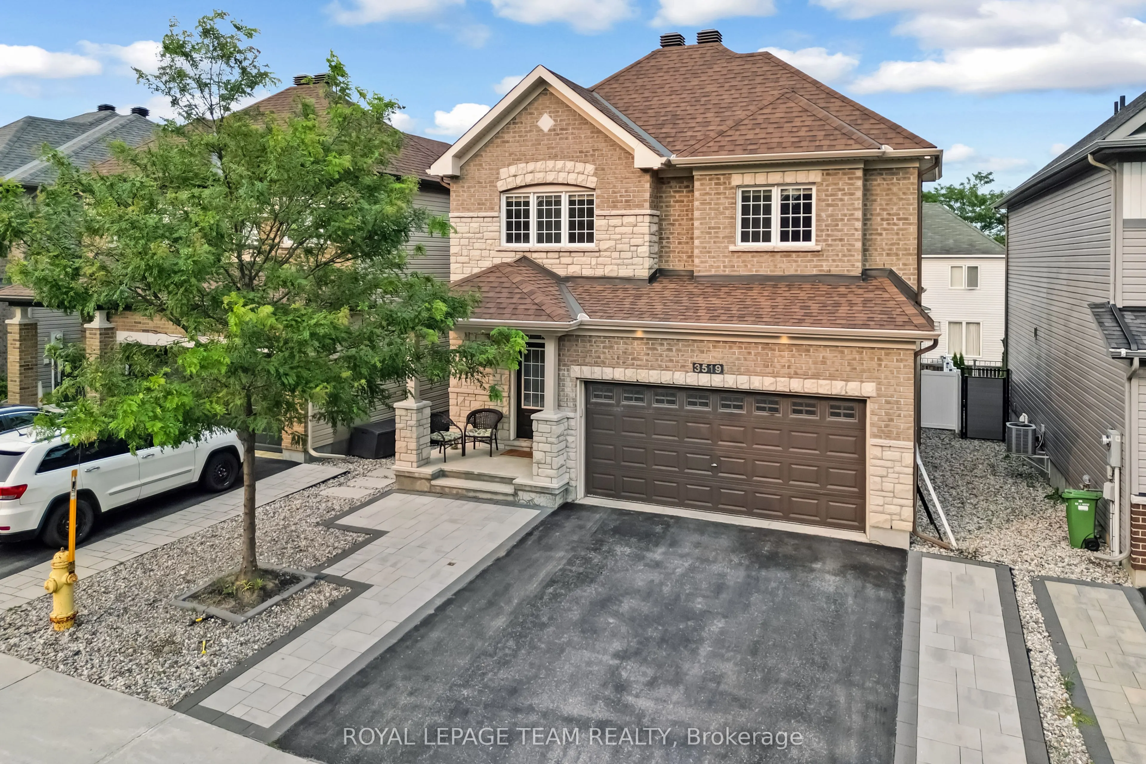 3519 Woodroffe Avenue