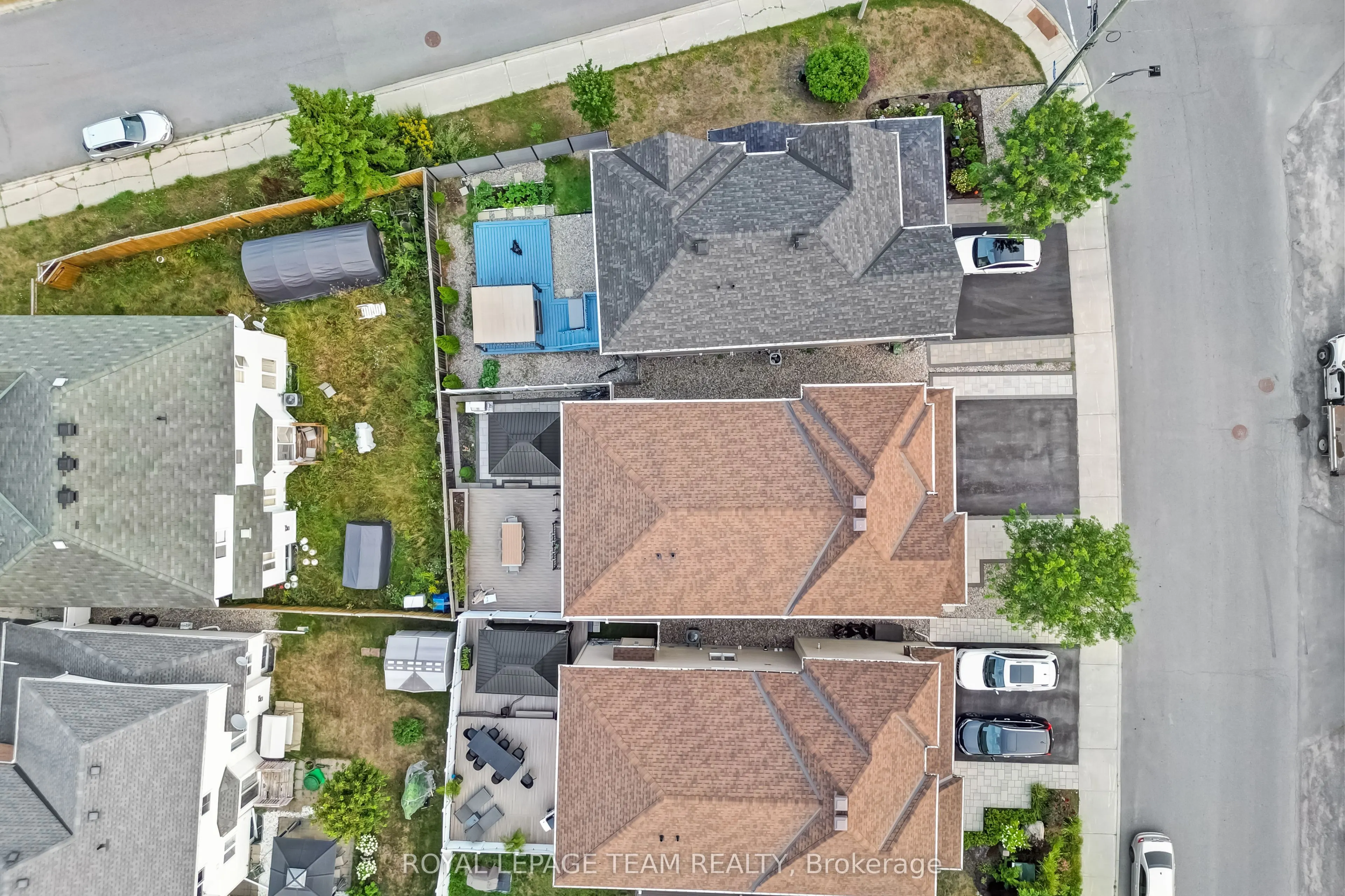 3519 Woodroffe Avenue