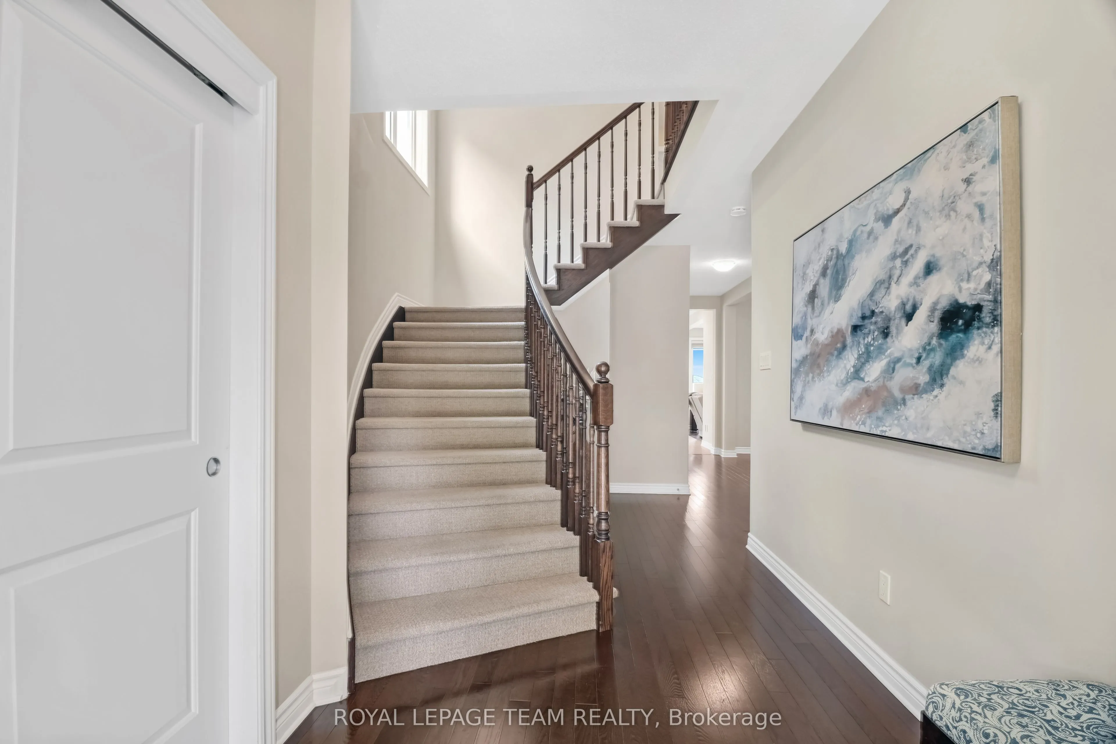 3519 Woodroffe Avenue