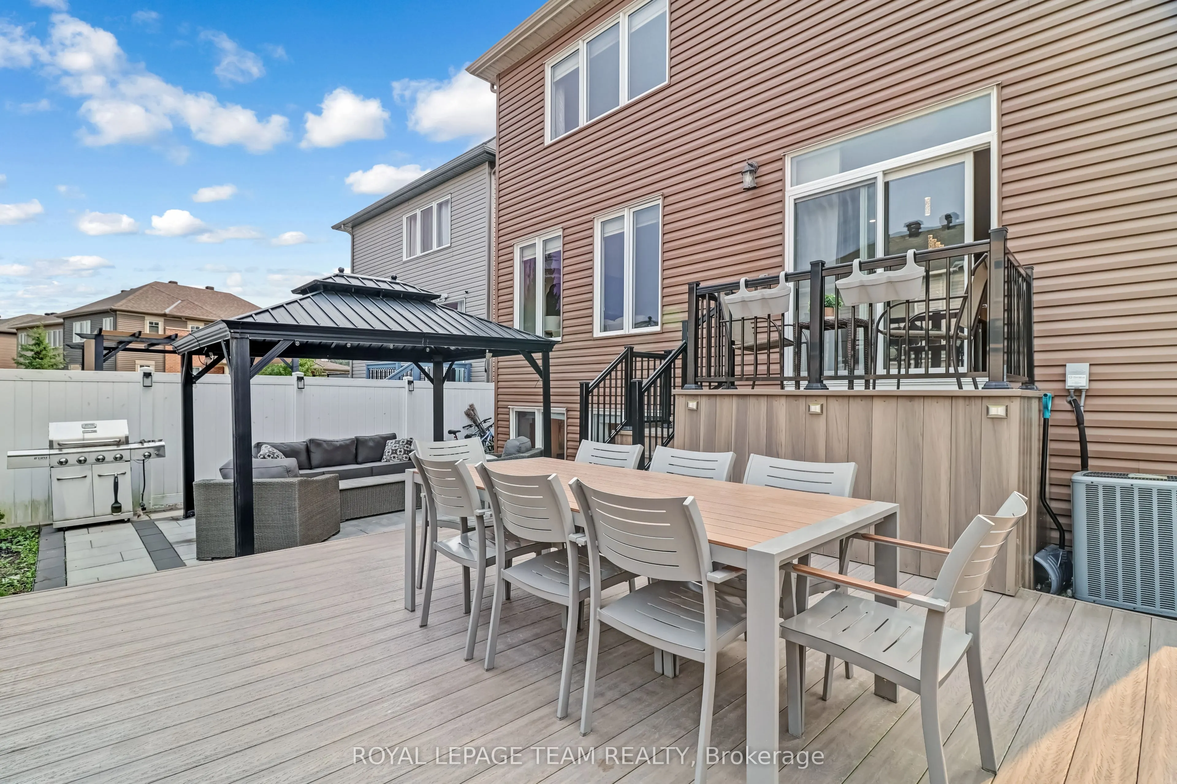 3519 Woodroffe Avenue