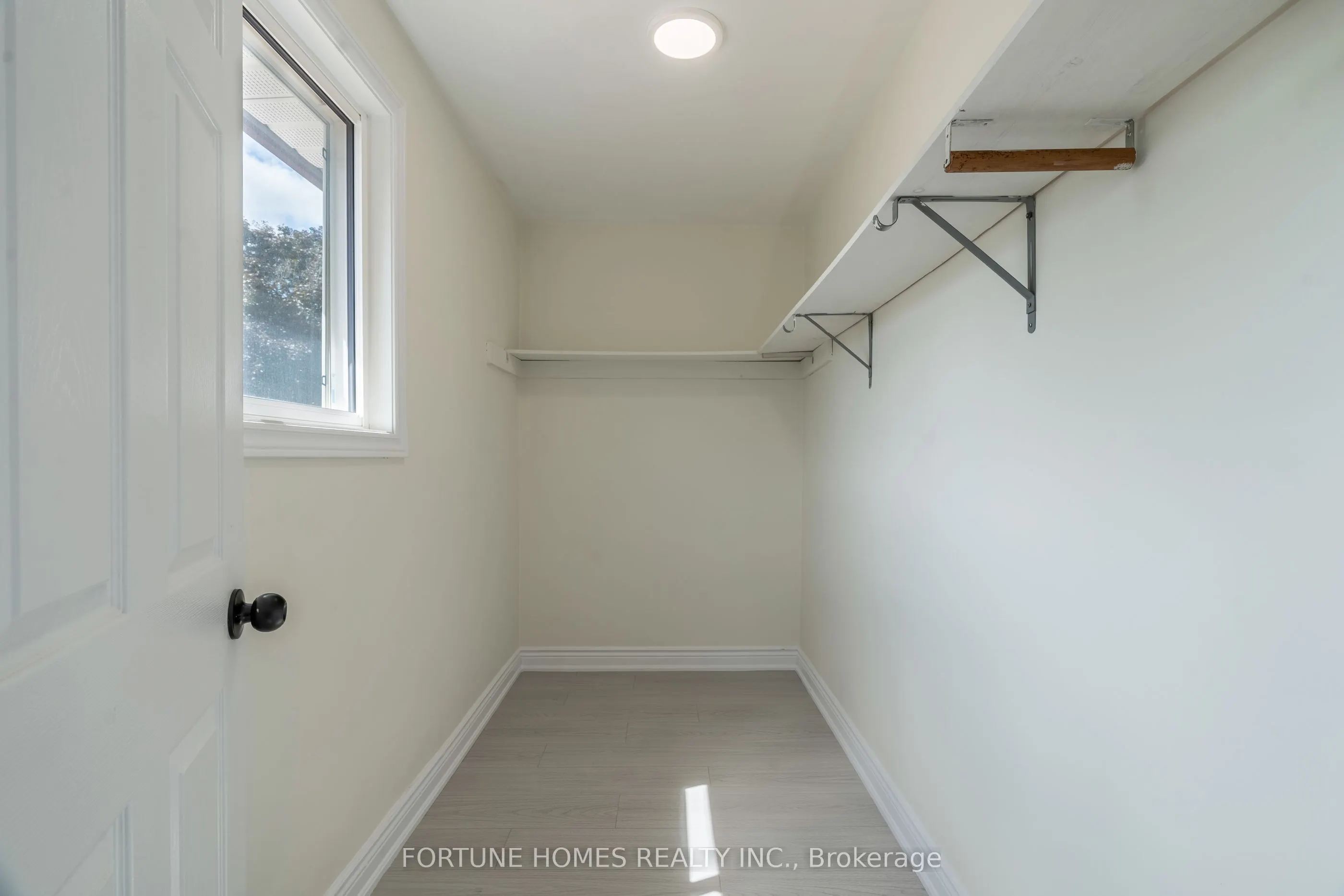 384 Westwood Drive