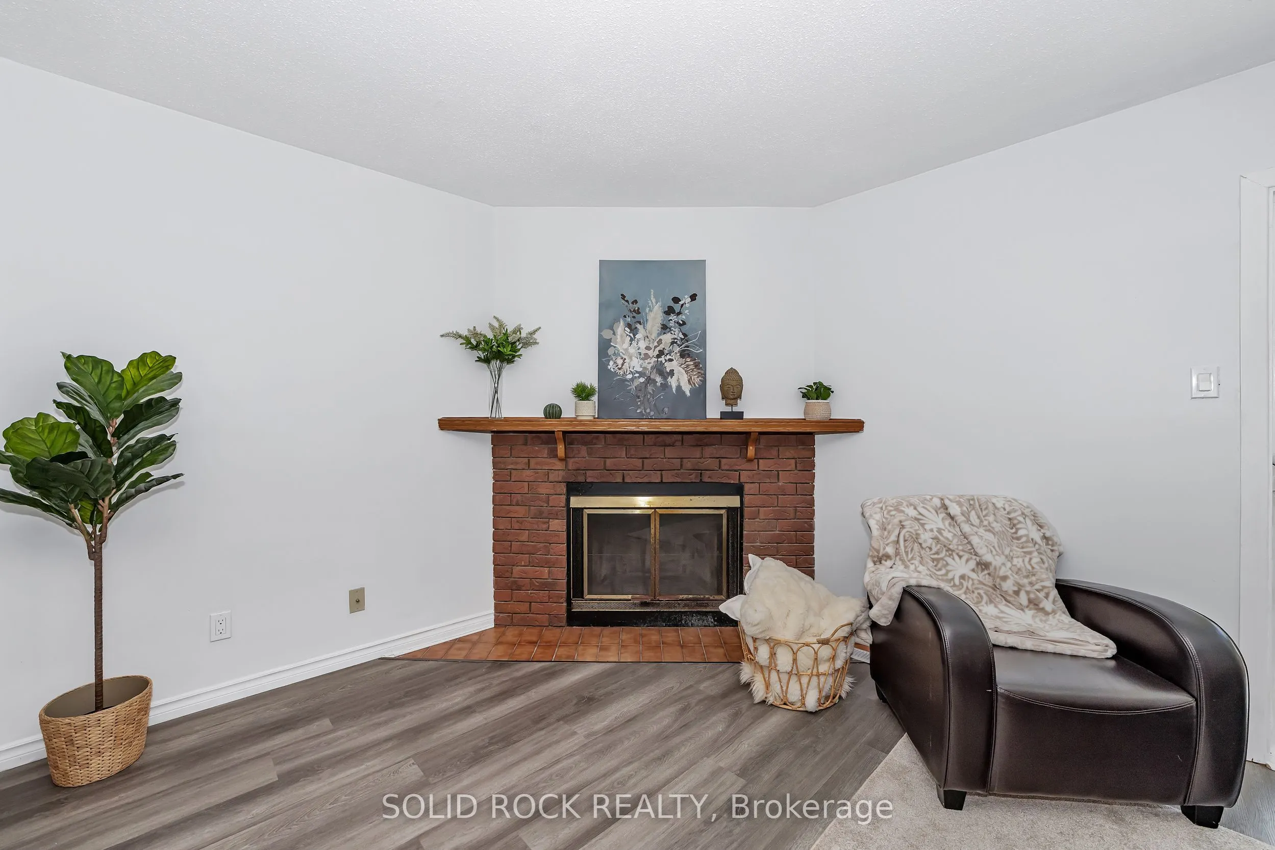 348 Monica Crescent, #42