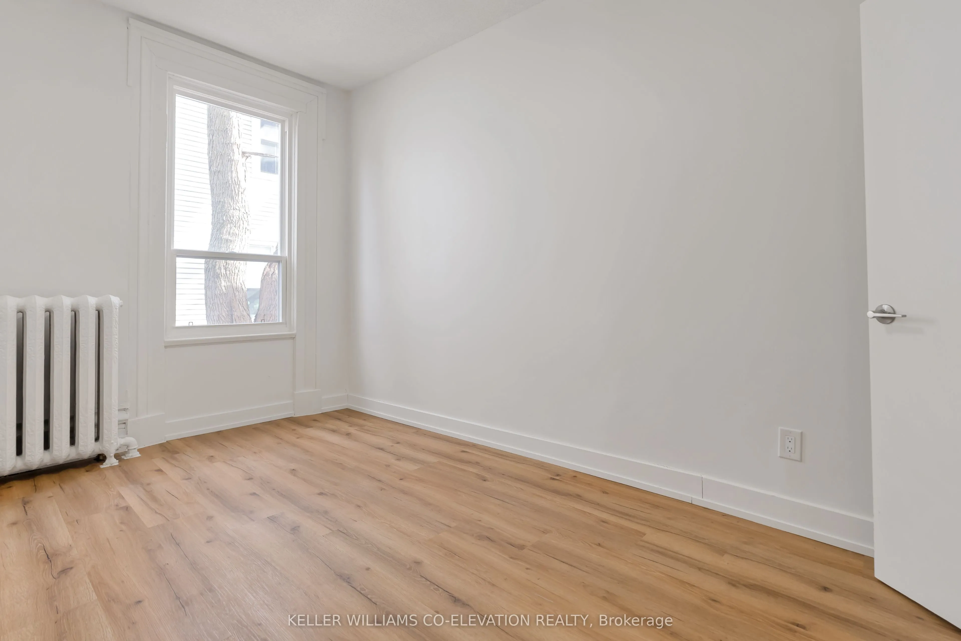 200 King Street, #6
