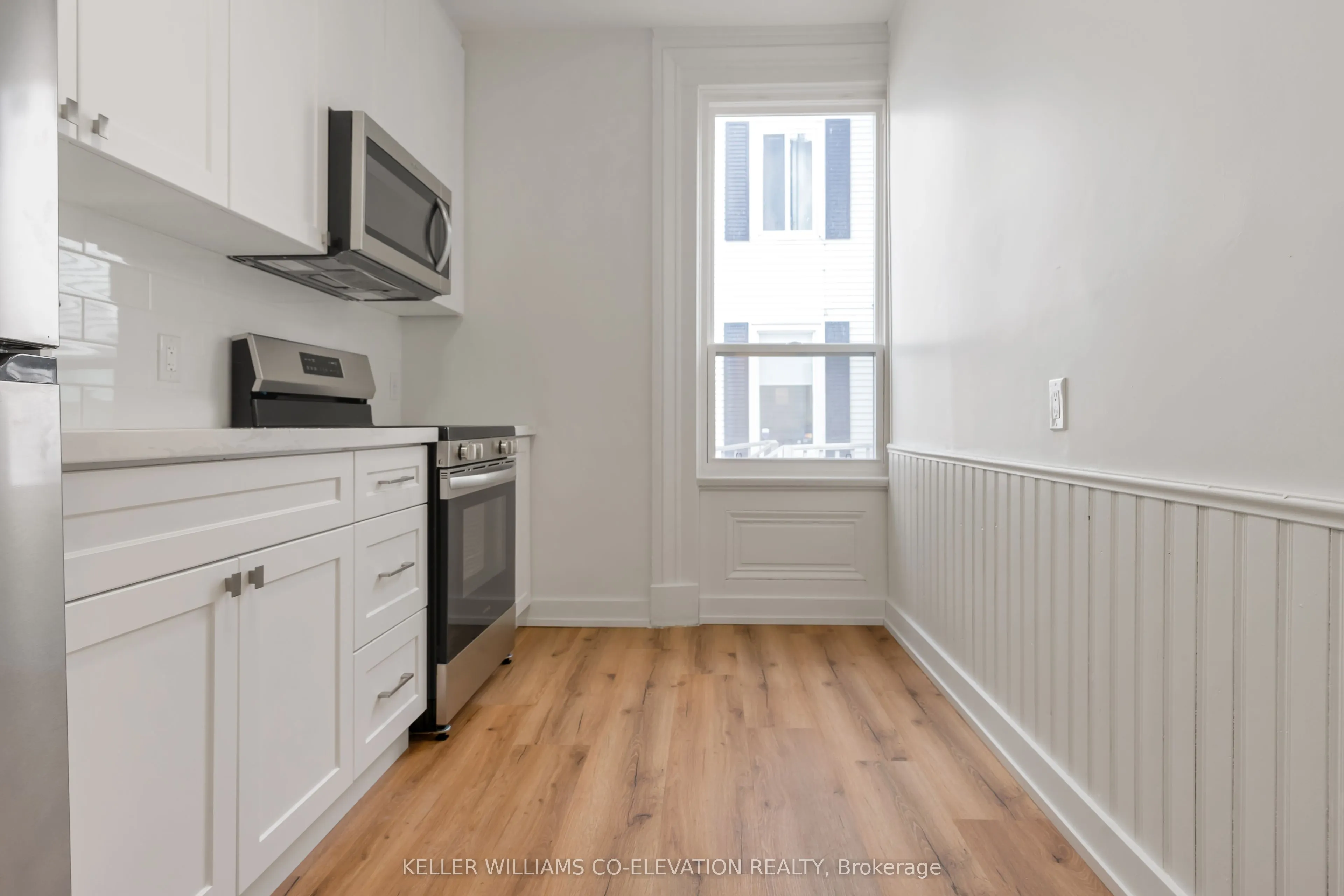 200 King Street, #6