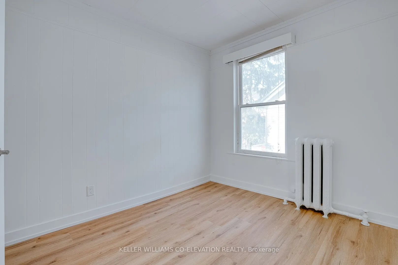 200 King Street, #3