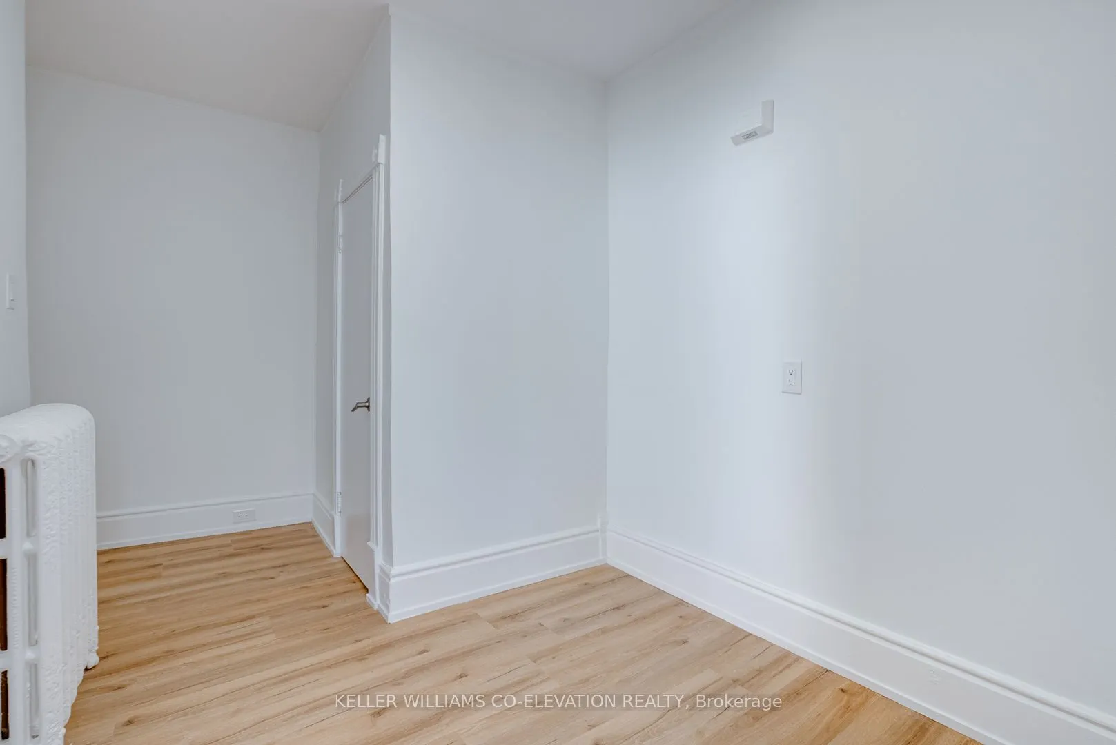 200 King Street, #3