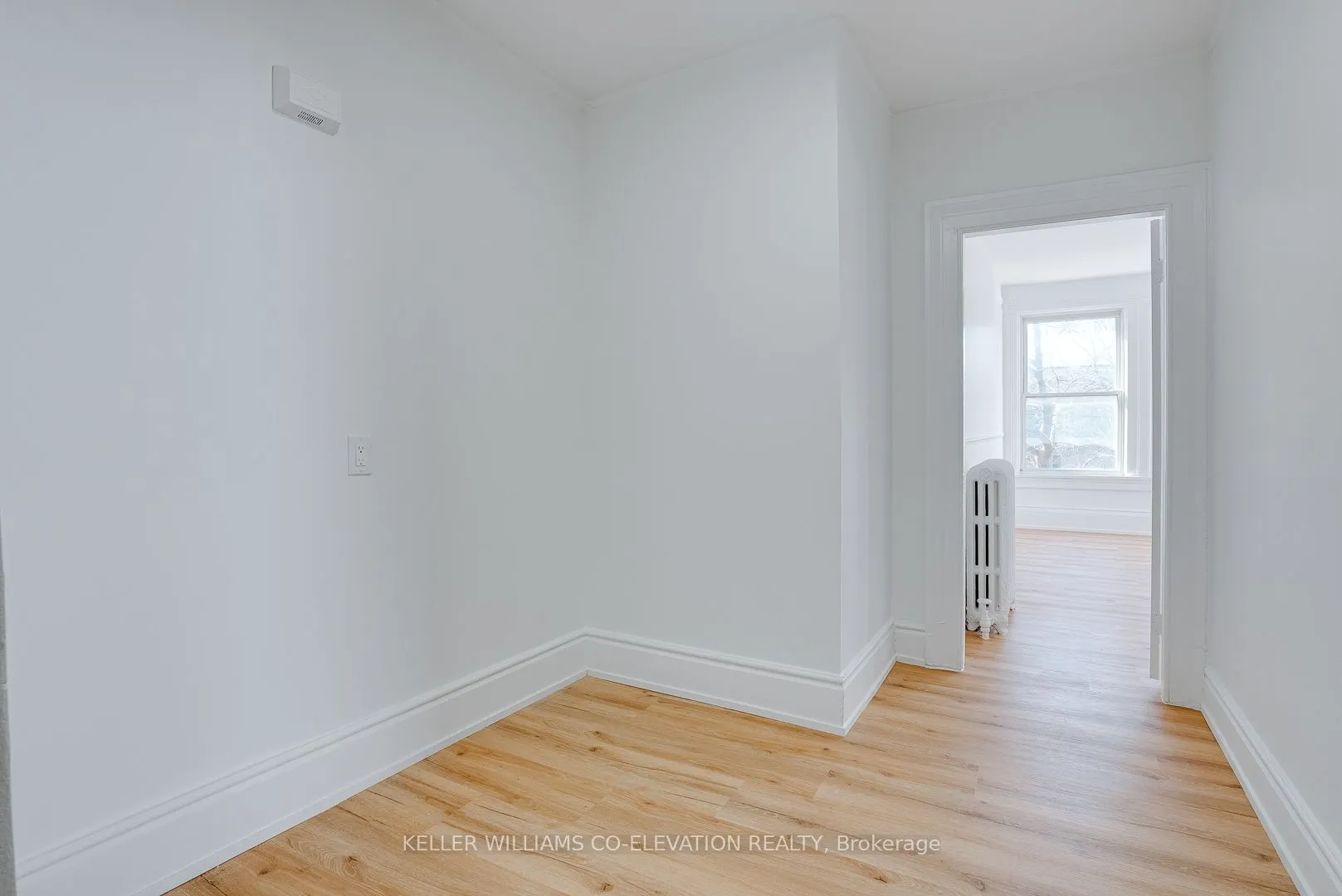 200 King Street, #3