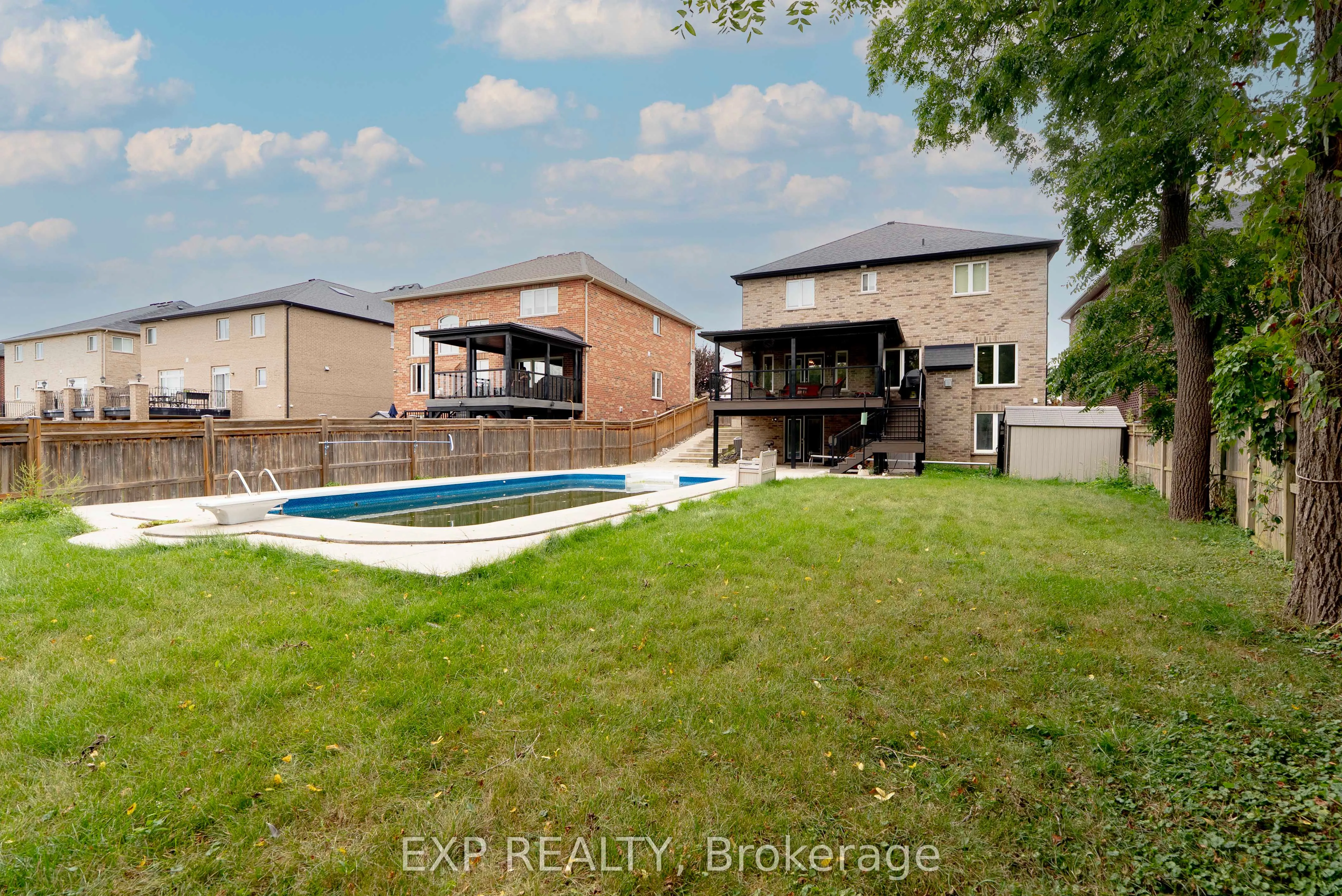 130 Kingsview Drive