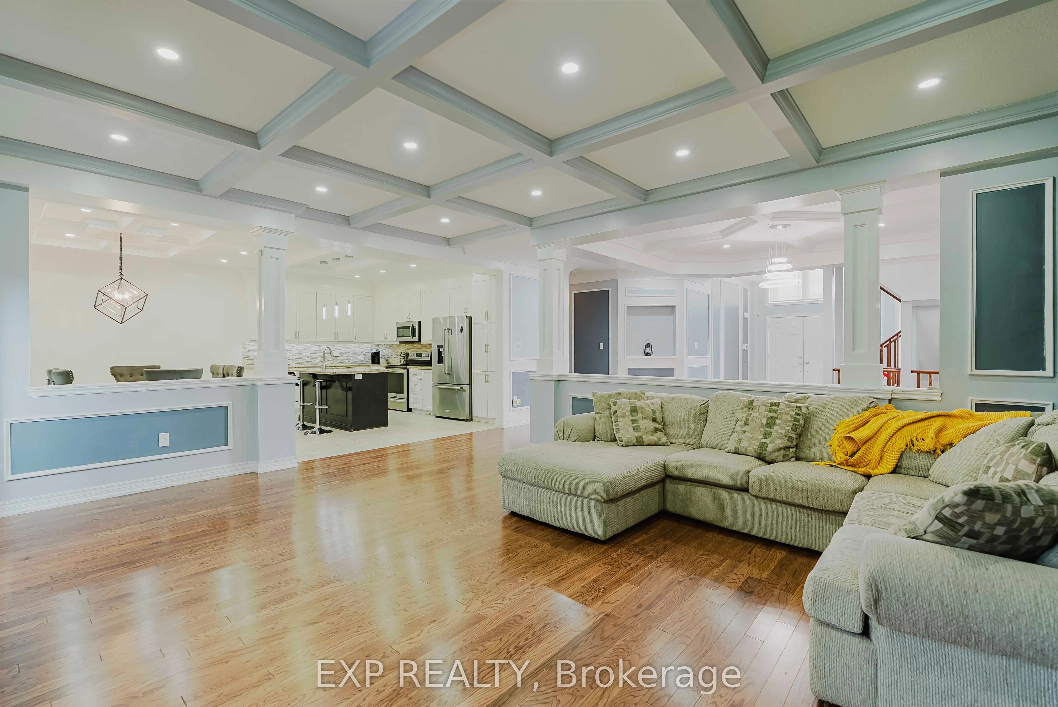 130 Kingsview Drive