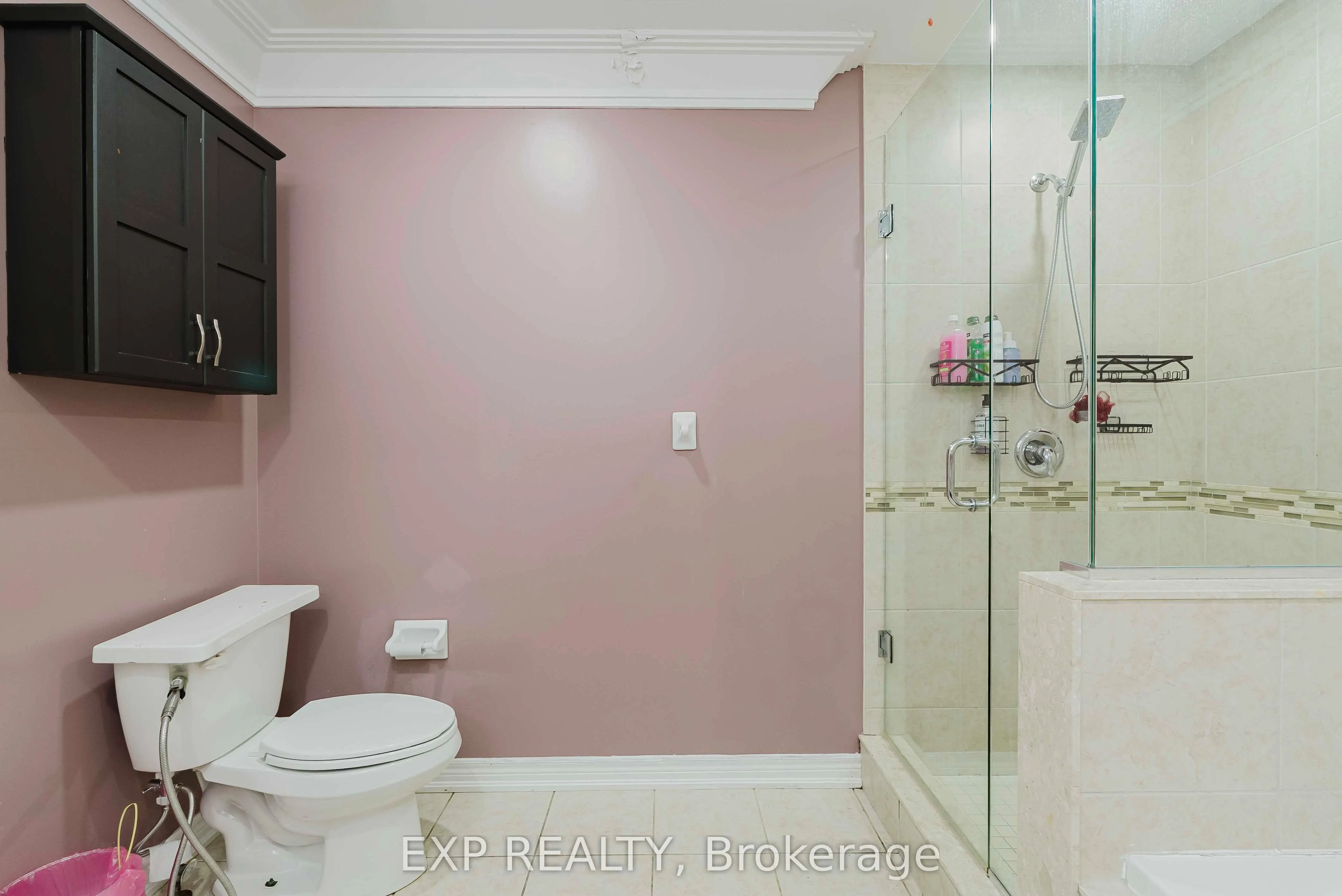130 Kingsview Drive