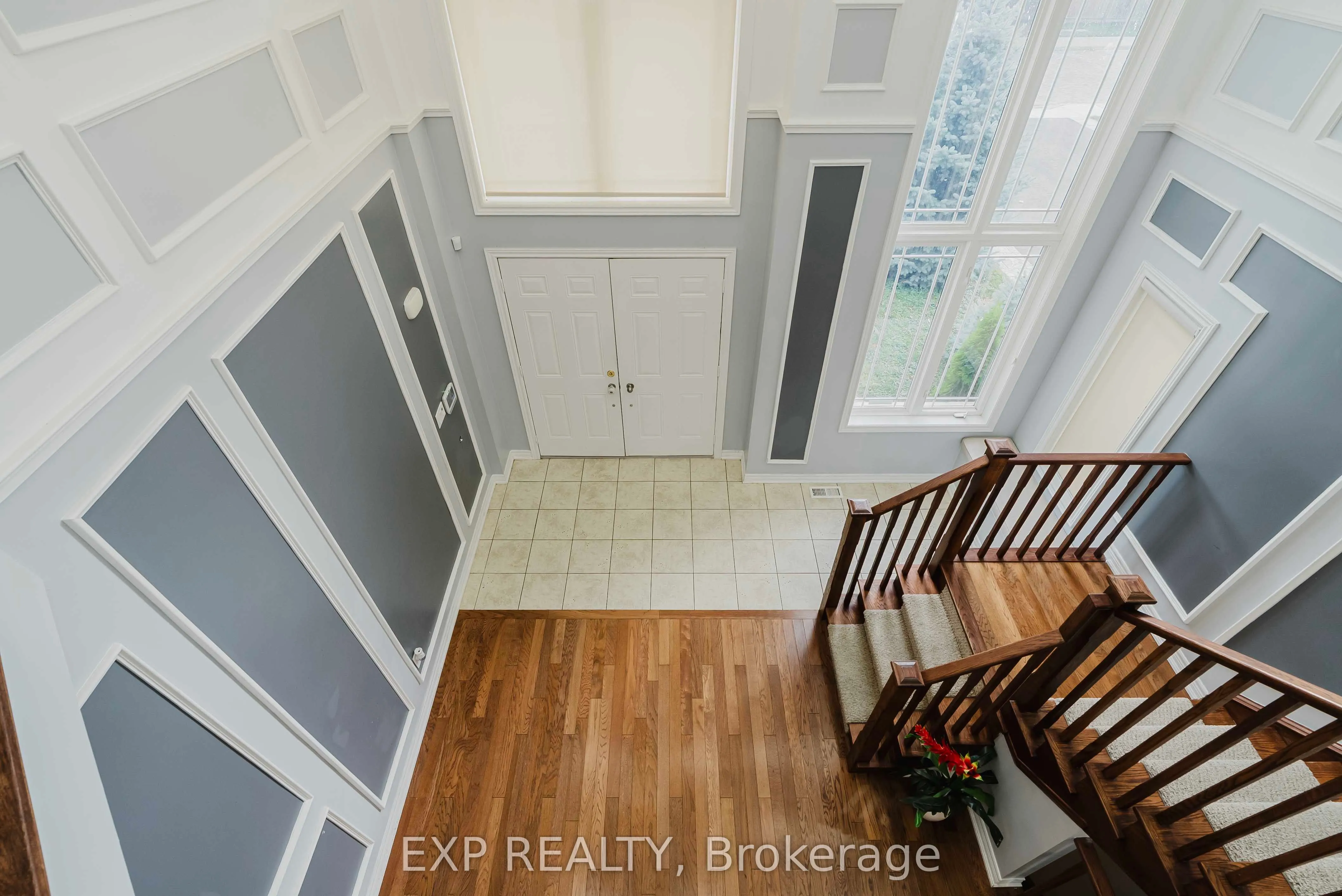 130 Kingsview Drive