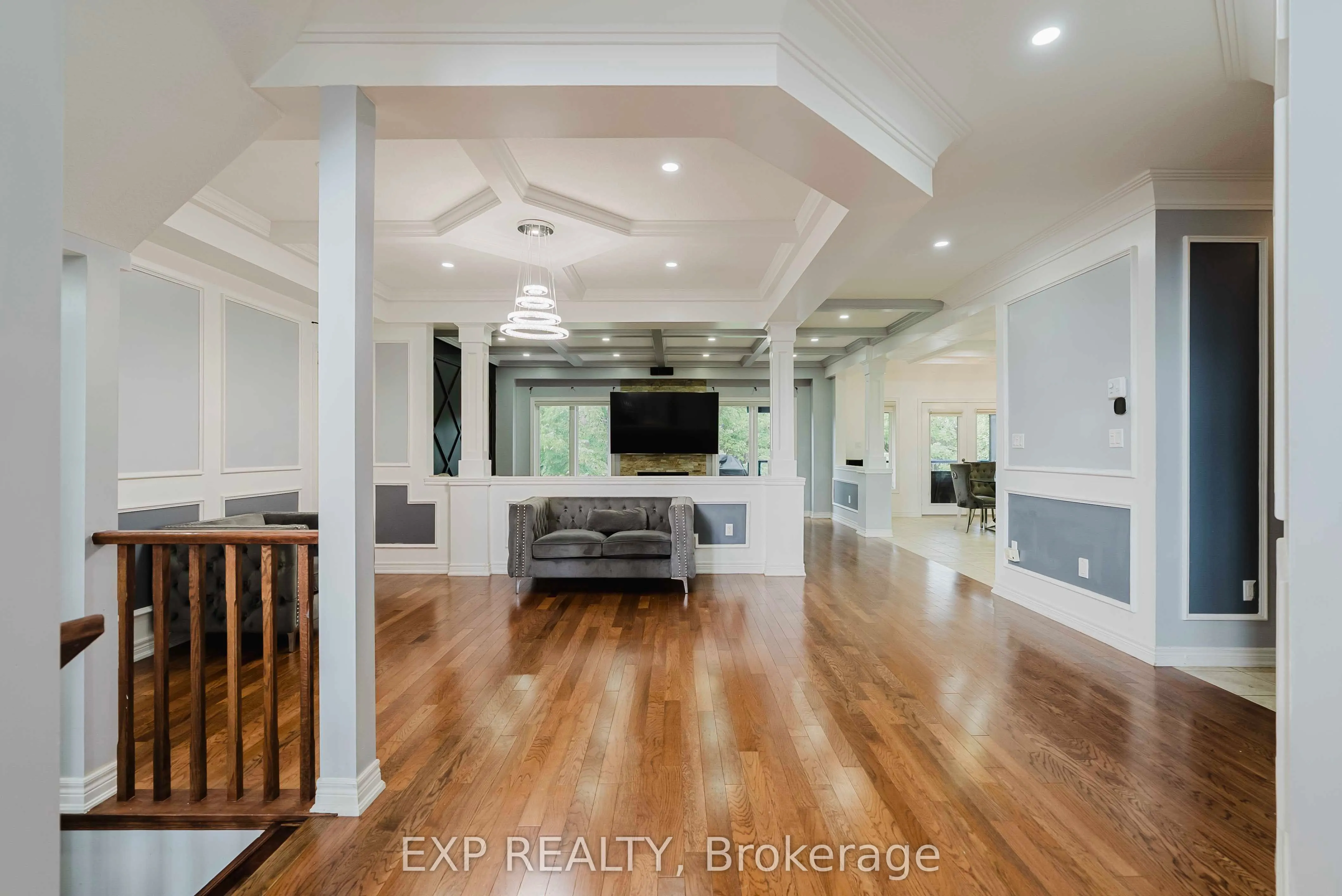 130 Kingsview Drive