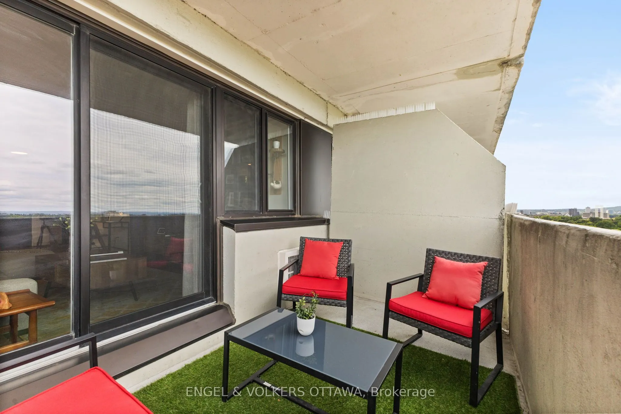 40 Landry Street, #1614