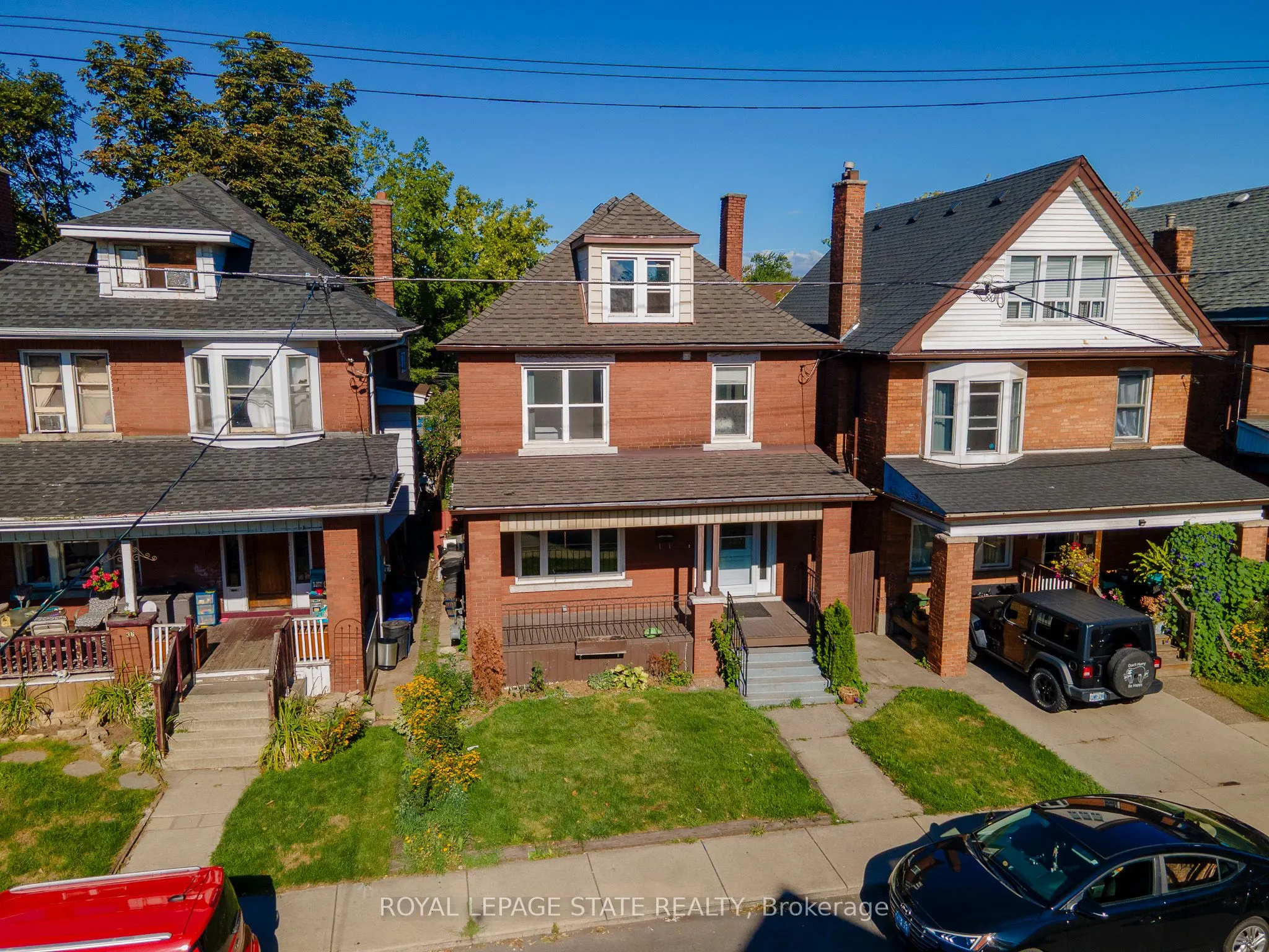 36 Spadina Avenue