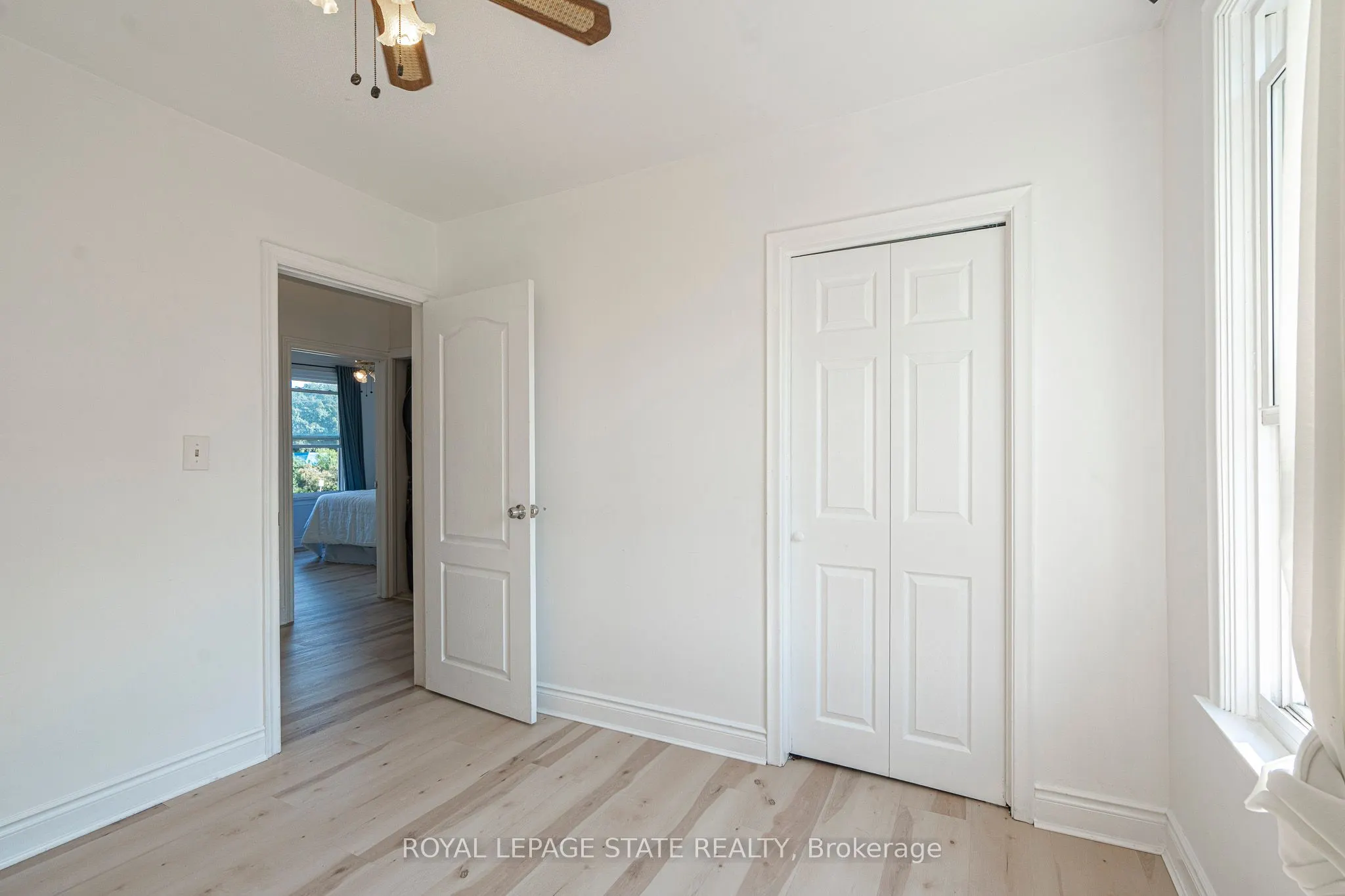 36 Spadina Avenue