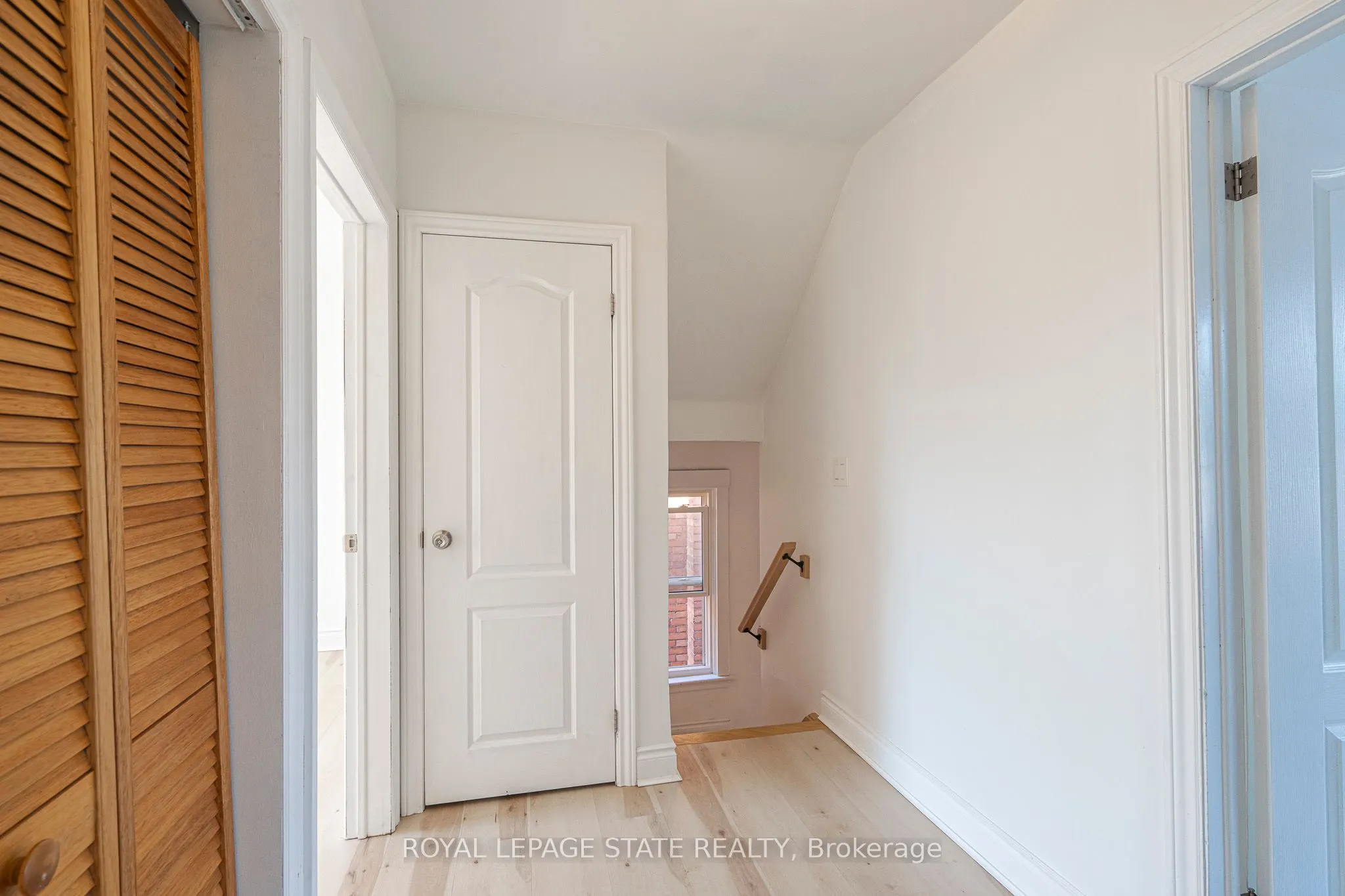 36 Spadina Avenue