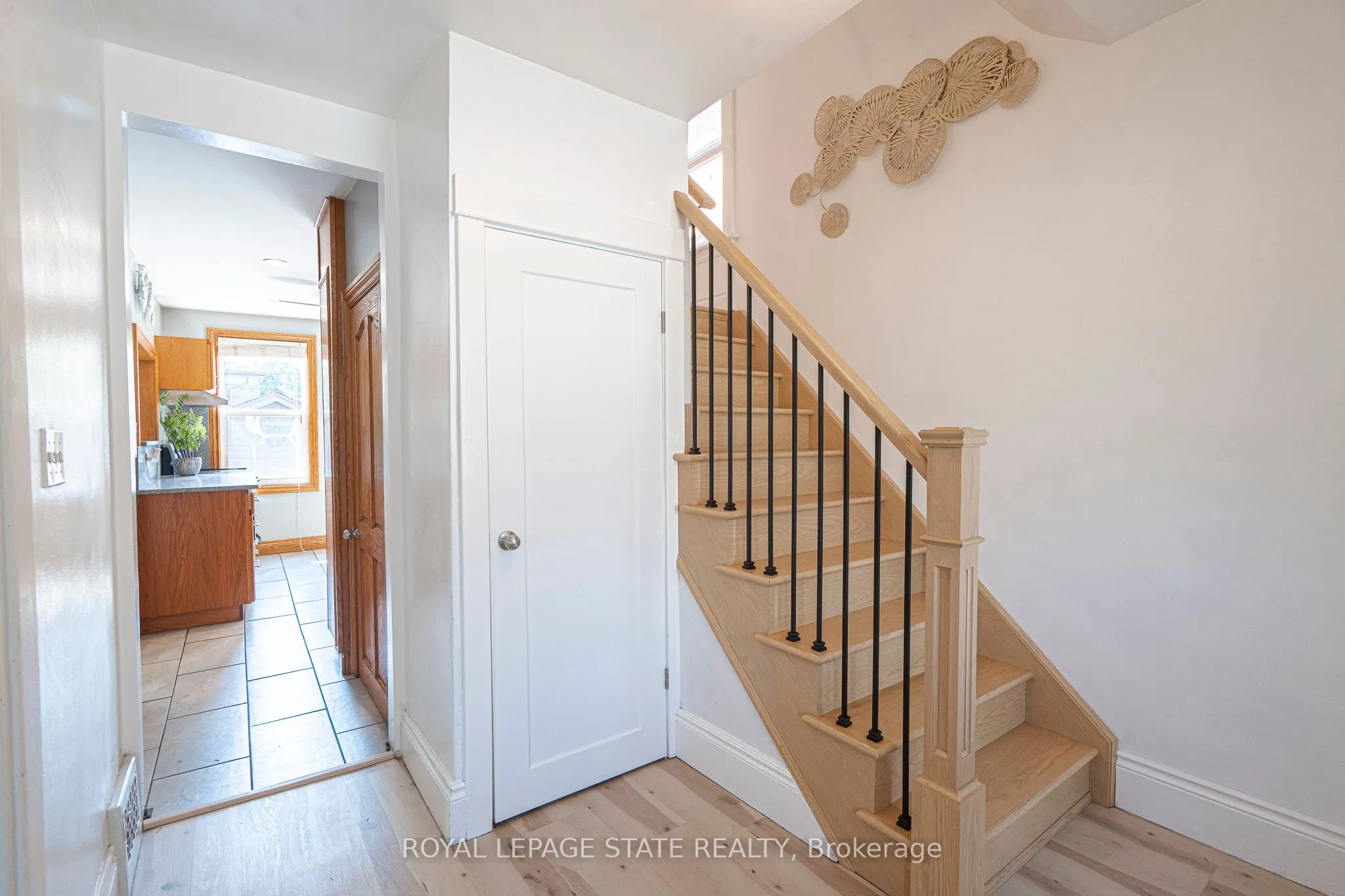 36 Spadina Avenue