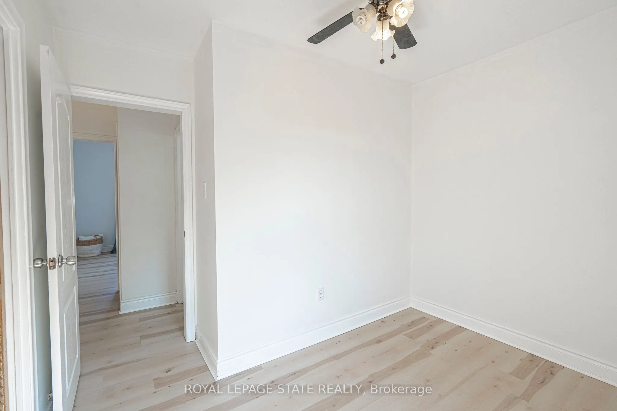 36 Spadina Avenue