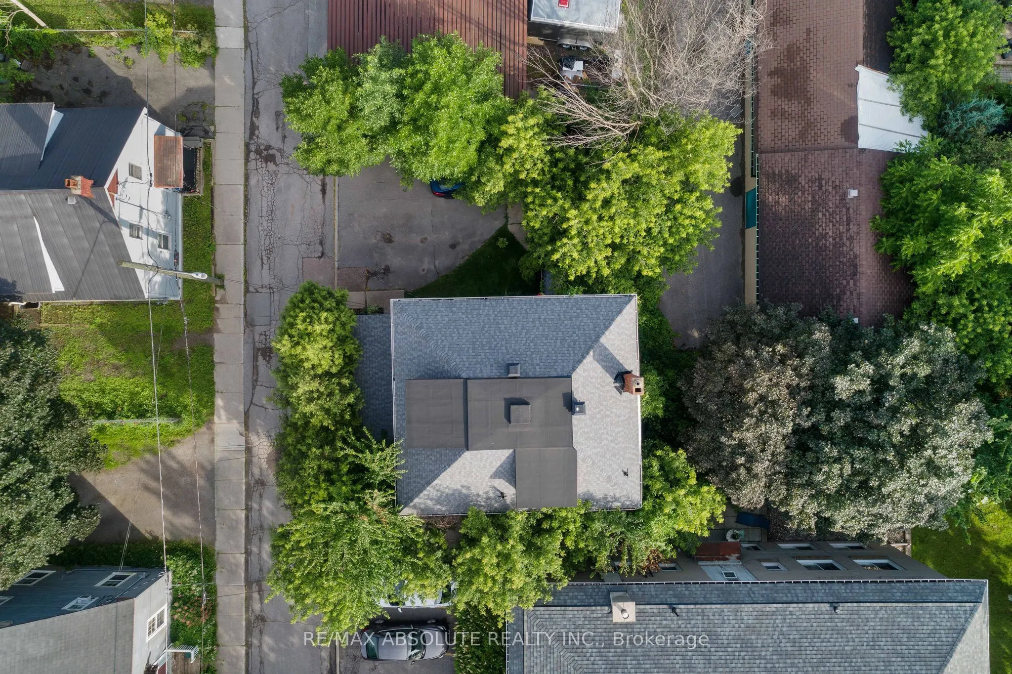 12 Rock Lane E