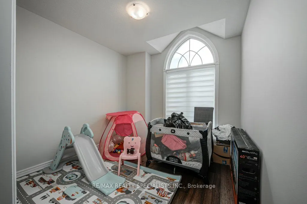 36 Weatherall Avenue, #Upper
