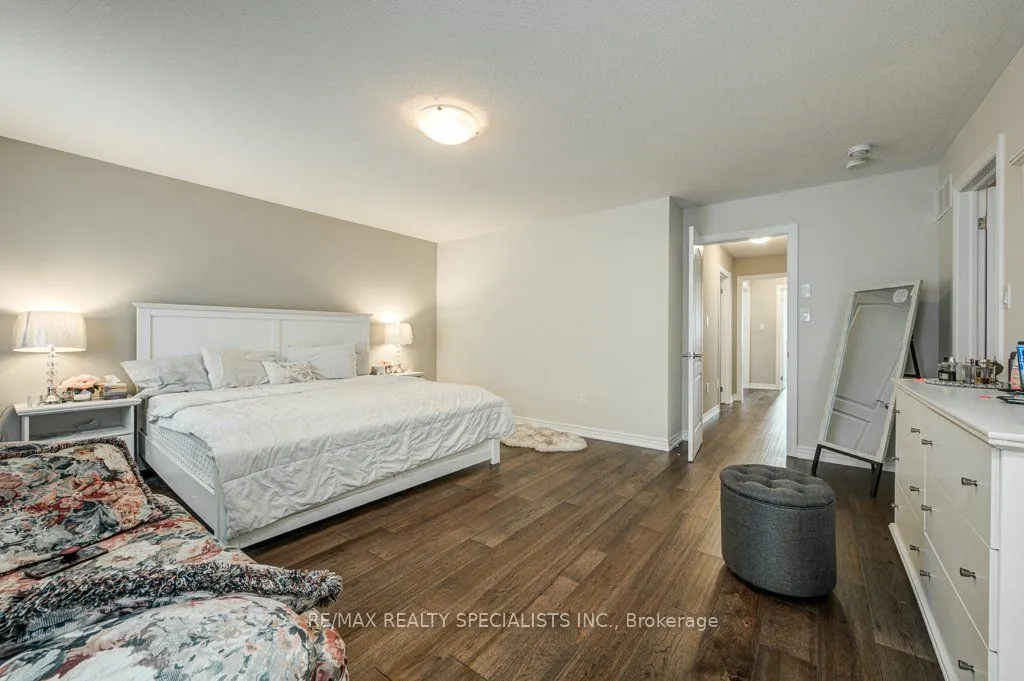 36 Weatherall Avenue, #Upper