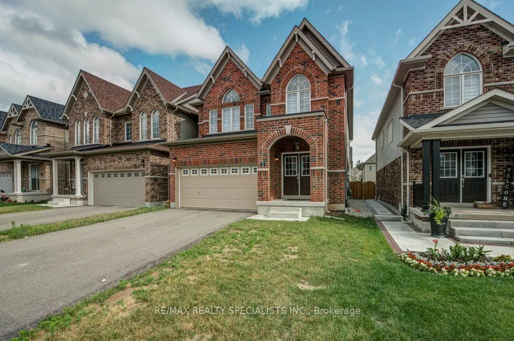 36 Weatherall Avenue, #Upper