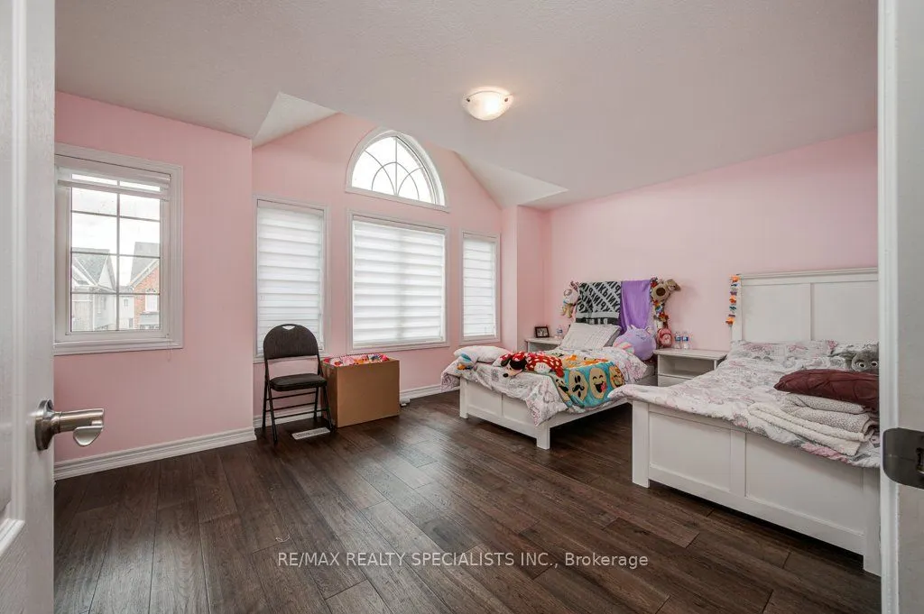 36 Weatherall Avenue, #Upper