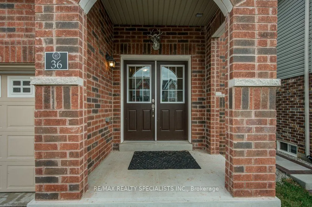 36 Weatherall Avenue, #Upper