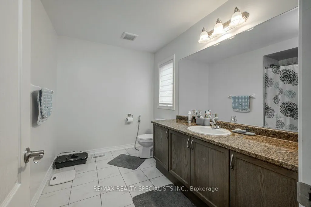 36 Weatherall Avenue, #Upper
