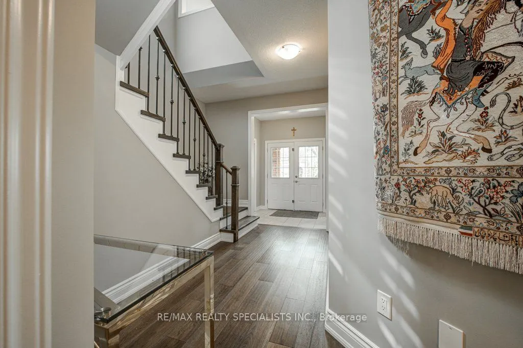 36 Weatherall Avenue, #Upper