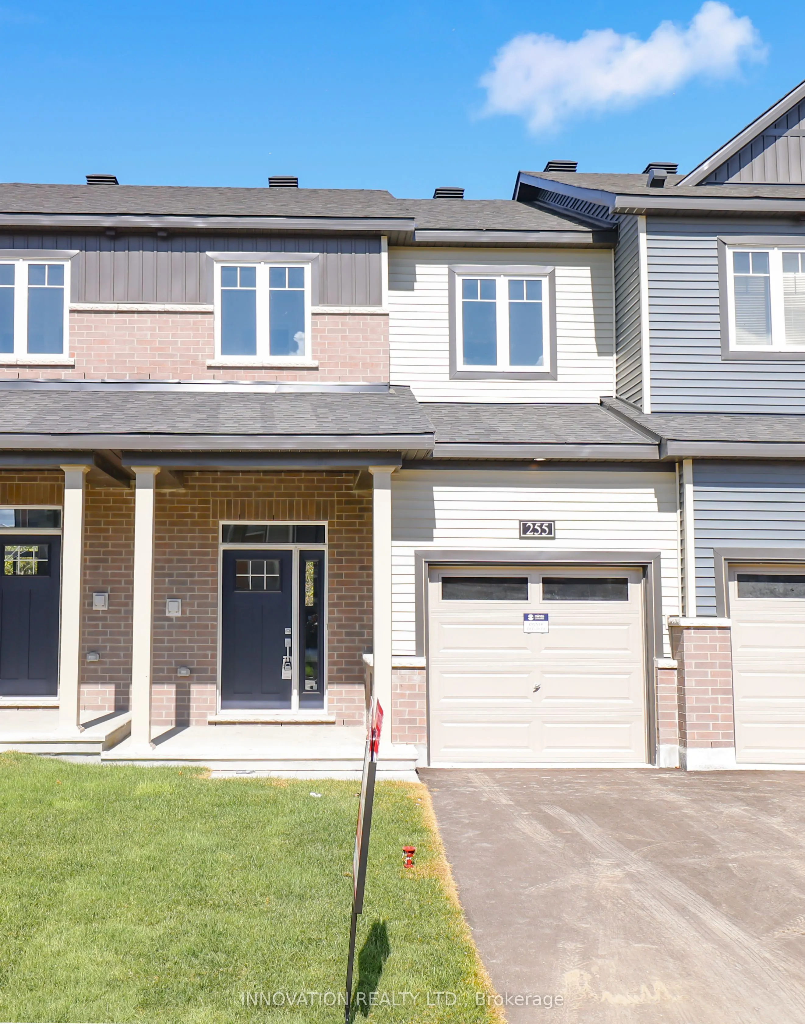 255 ELSIE MACGILL Walk