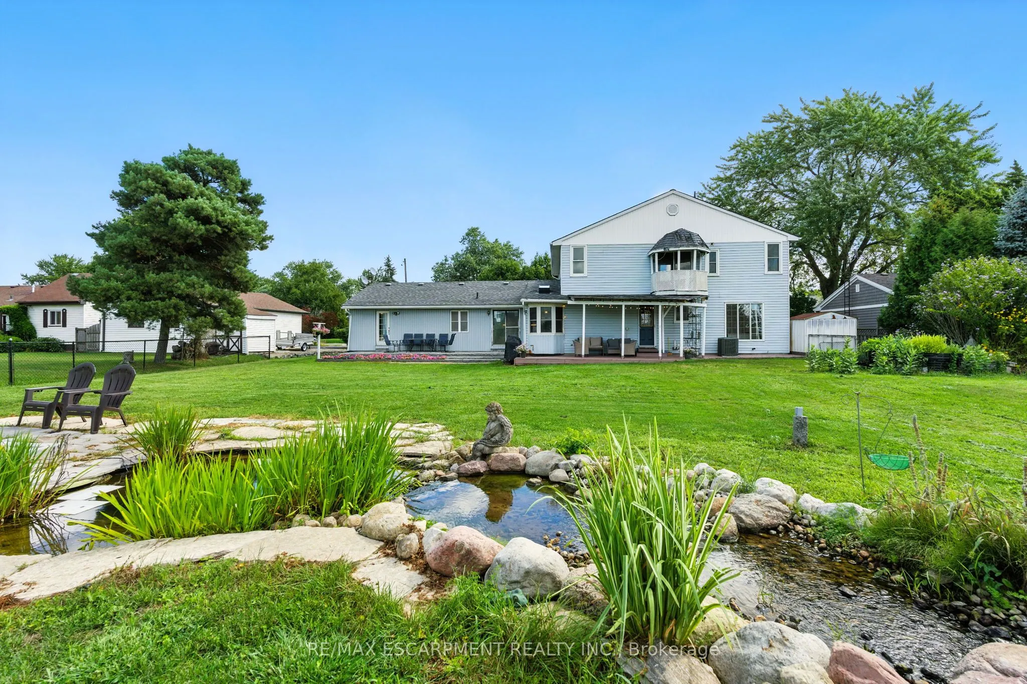 5 Mazza Avenue