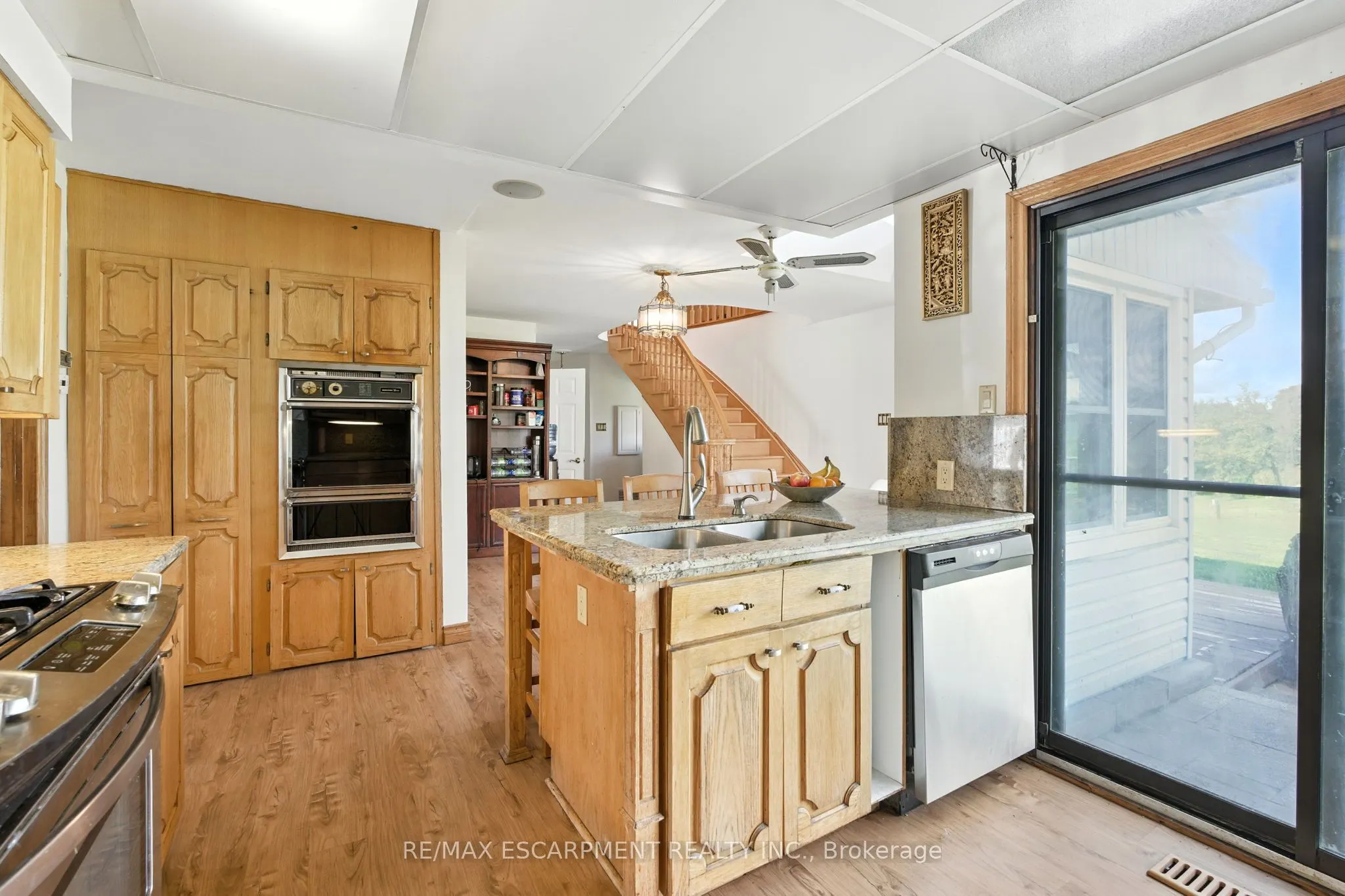 5 Mazza Avenue